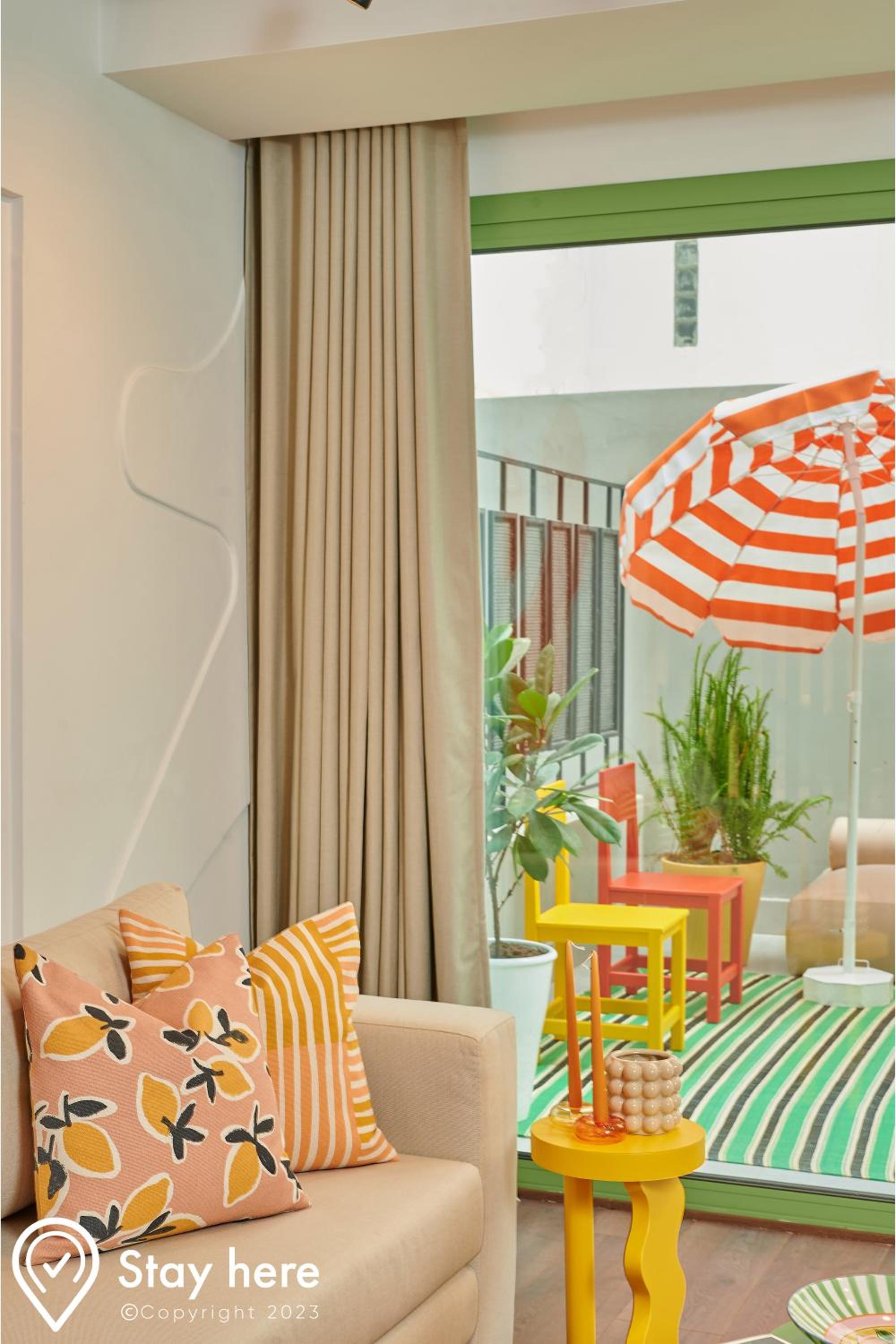Apartment with Terrace - Photo 10