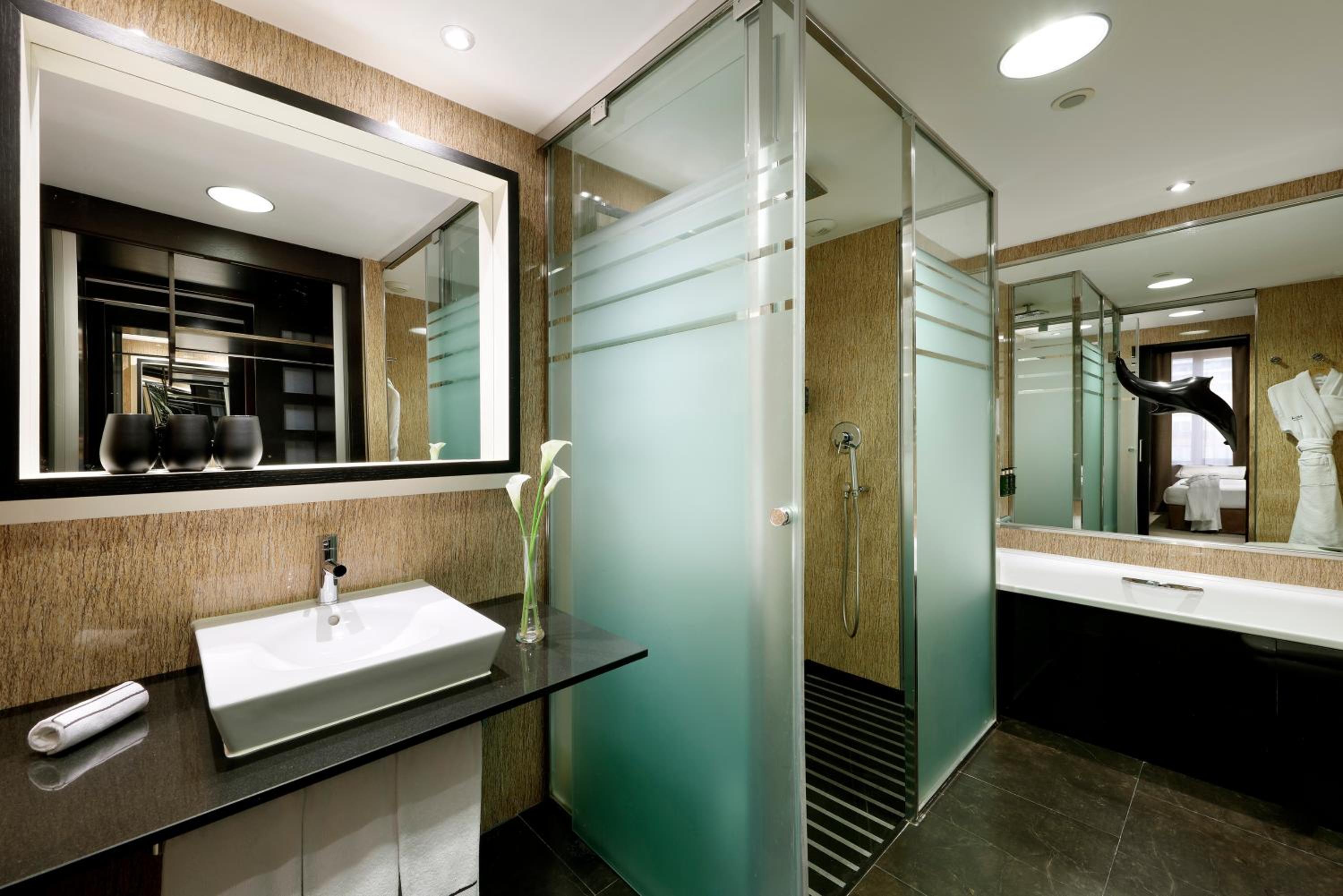 Melia Triple Room