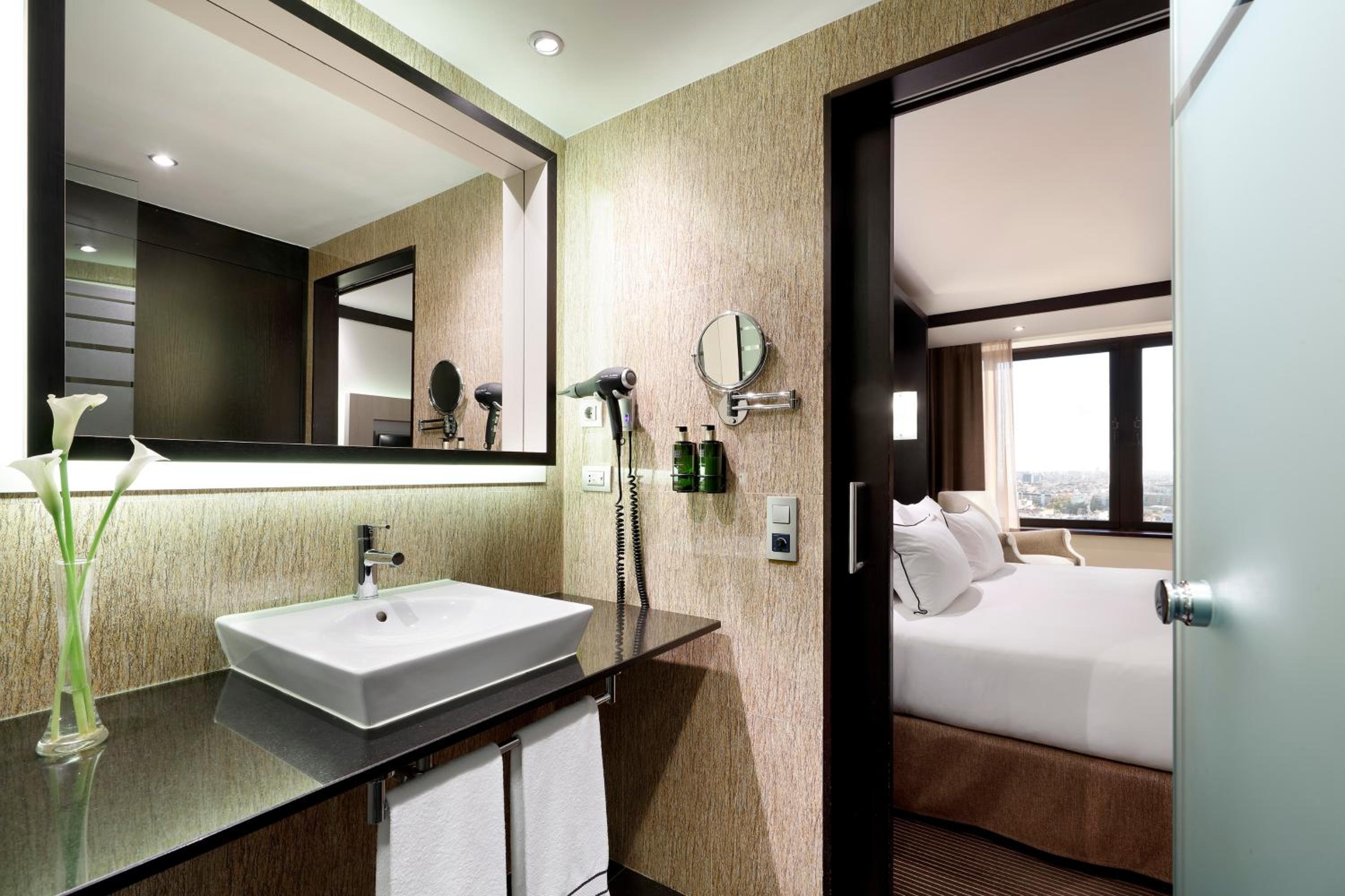 The Level Room