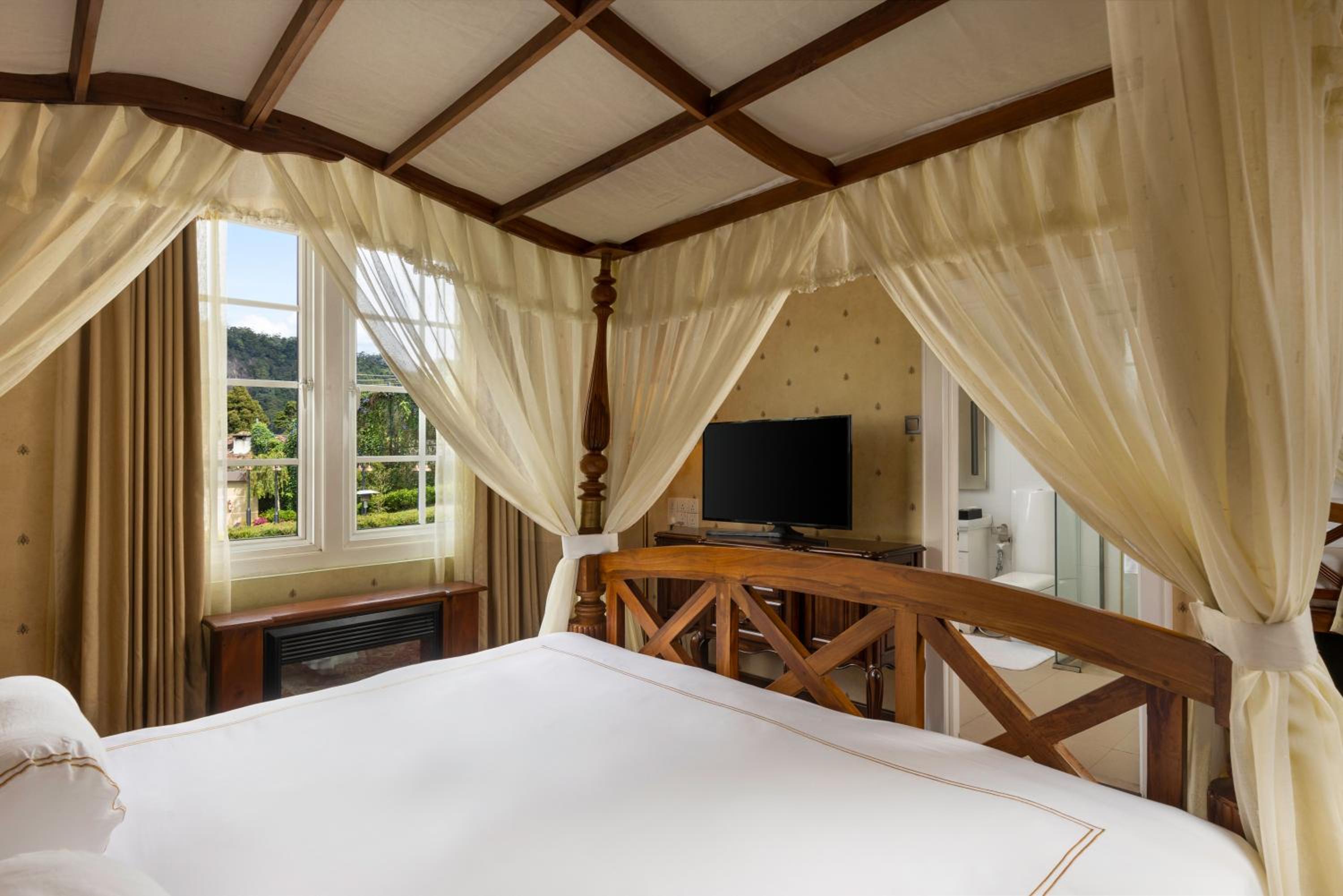 Premier Deluxe Room with Early check-in/late check-out subject to availability + 10% discount on Spa treatments + 10% discount on excursions - Photo 4