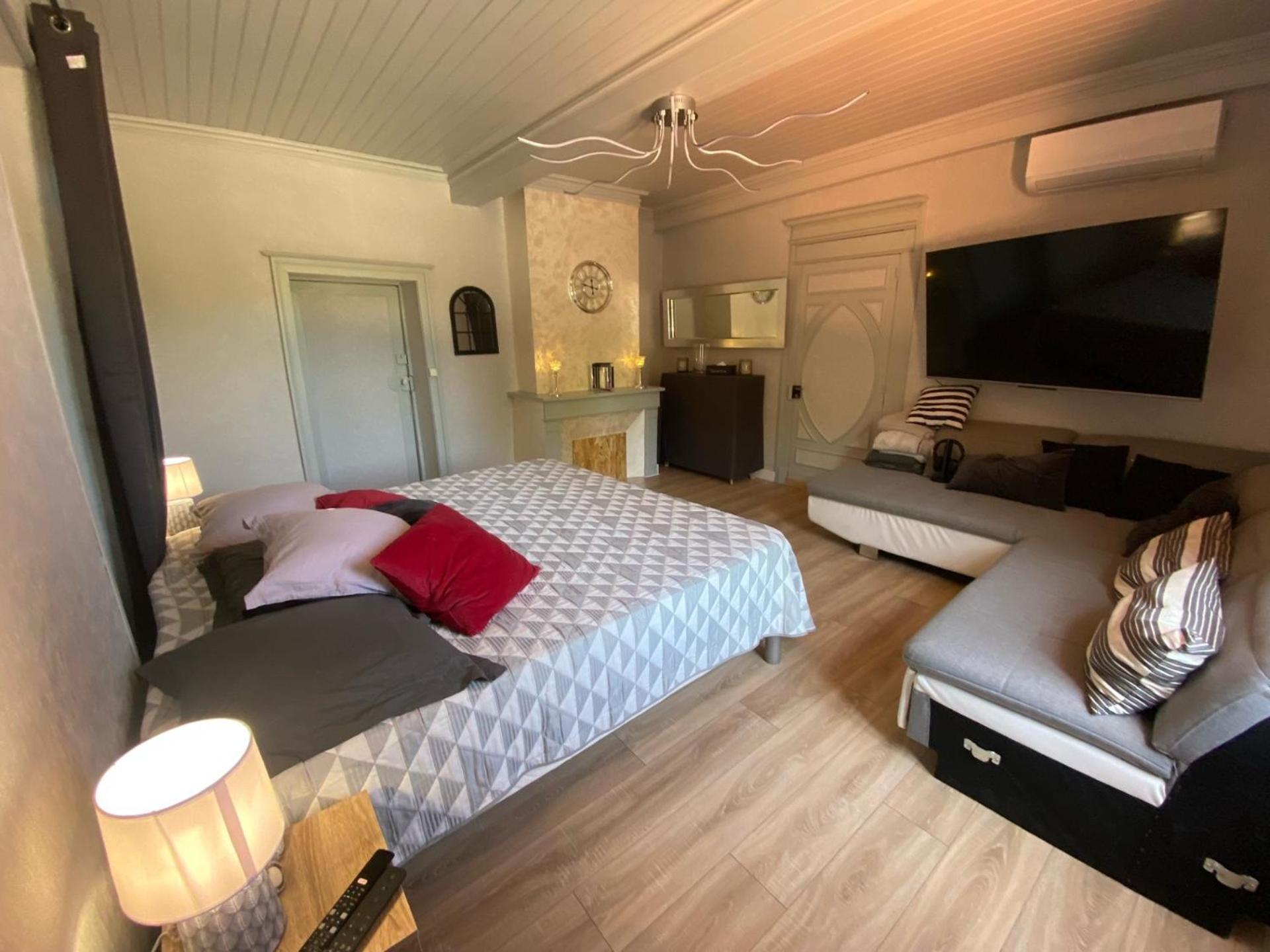 Superior Double Room - Photo 1