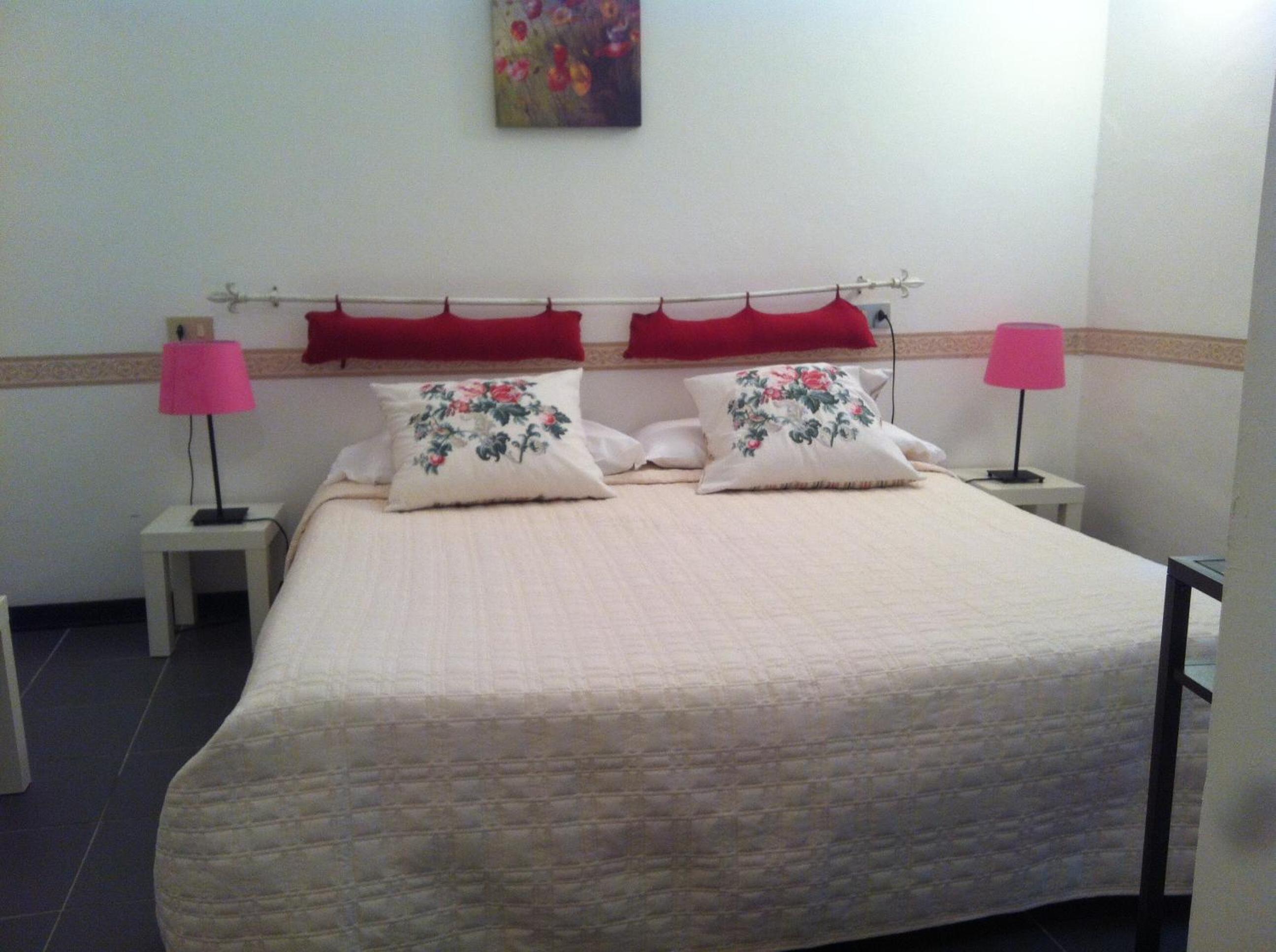 Standard Double Room photo 3