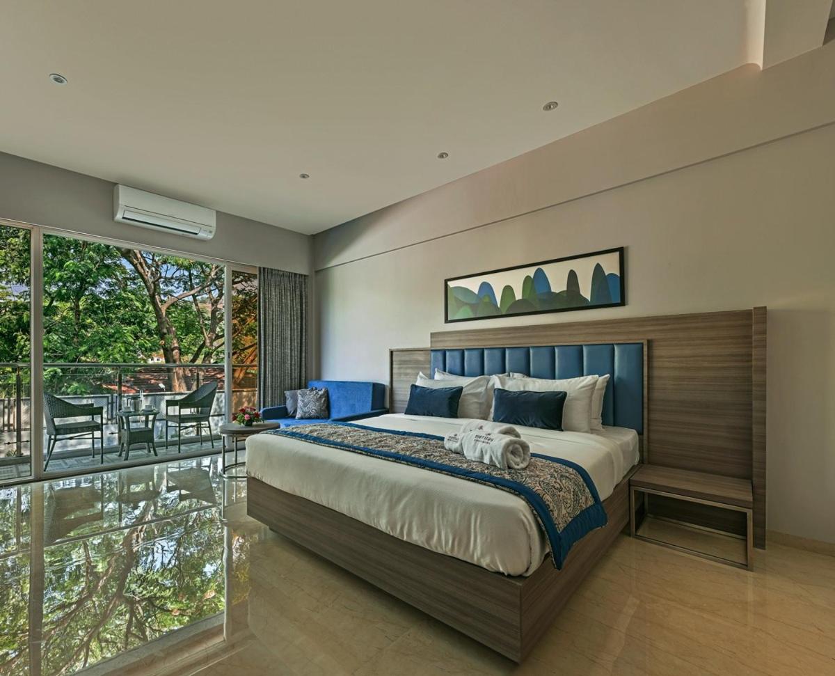 Superior Room with Balcony - Photo 1