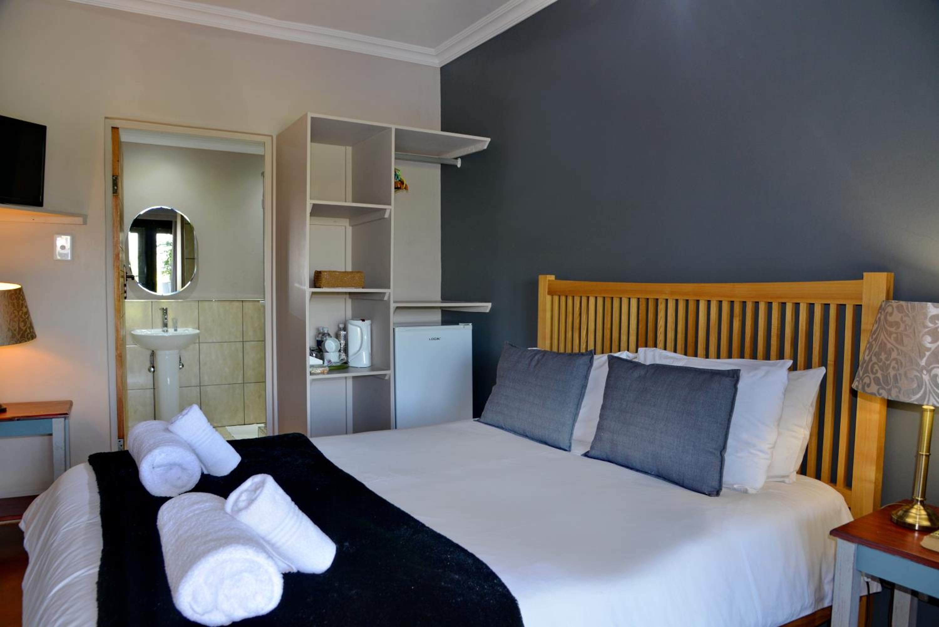  Double Room - Photo 1