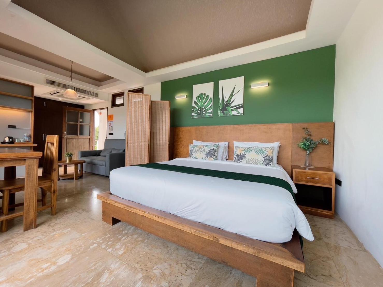Triple Room with Lake View - Photo 4