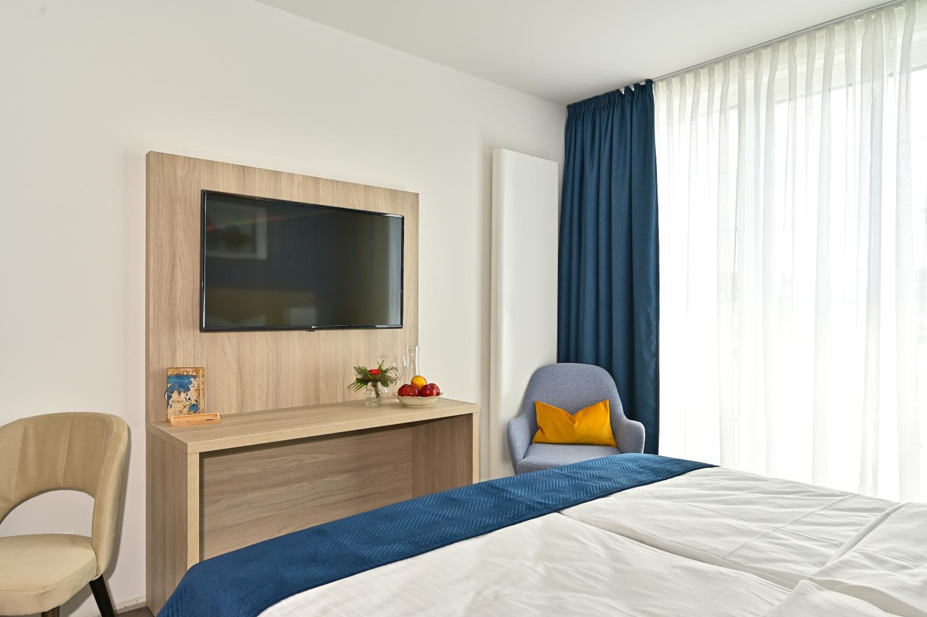 Standard Double Room - Photo 3