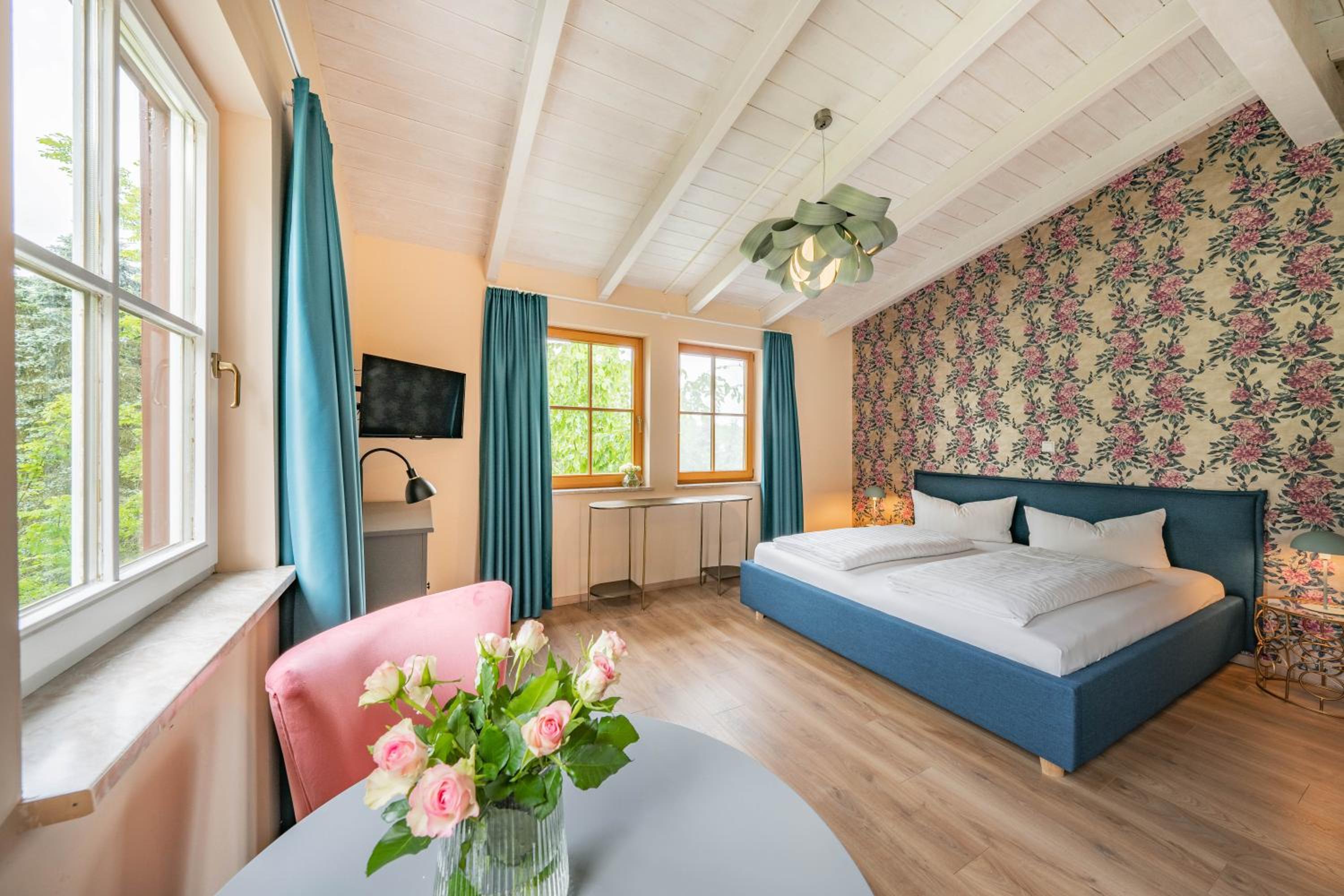 Large Double Room