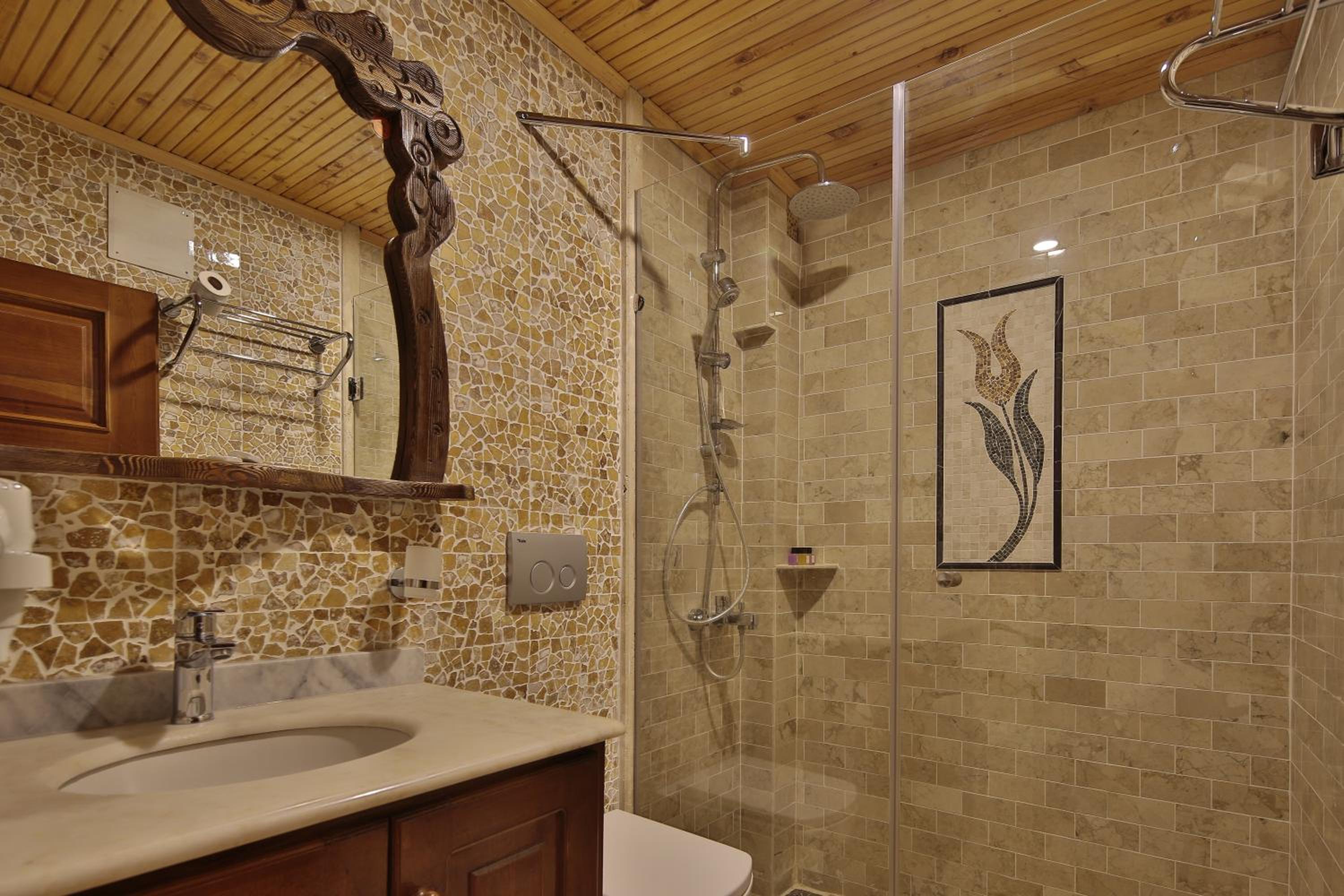 Standard Twin Room - Photo 12