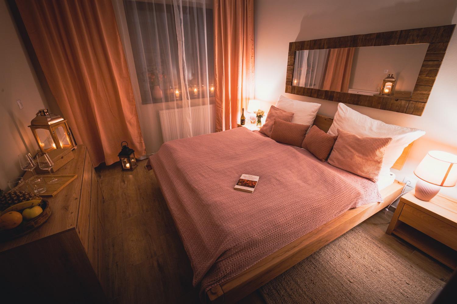 Double Room with Spa Bath - Photo 2