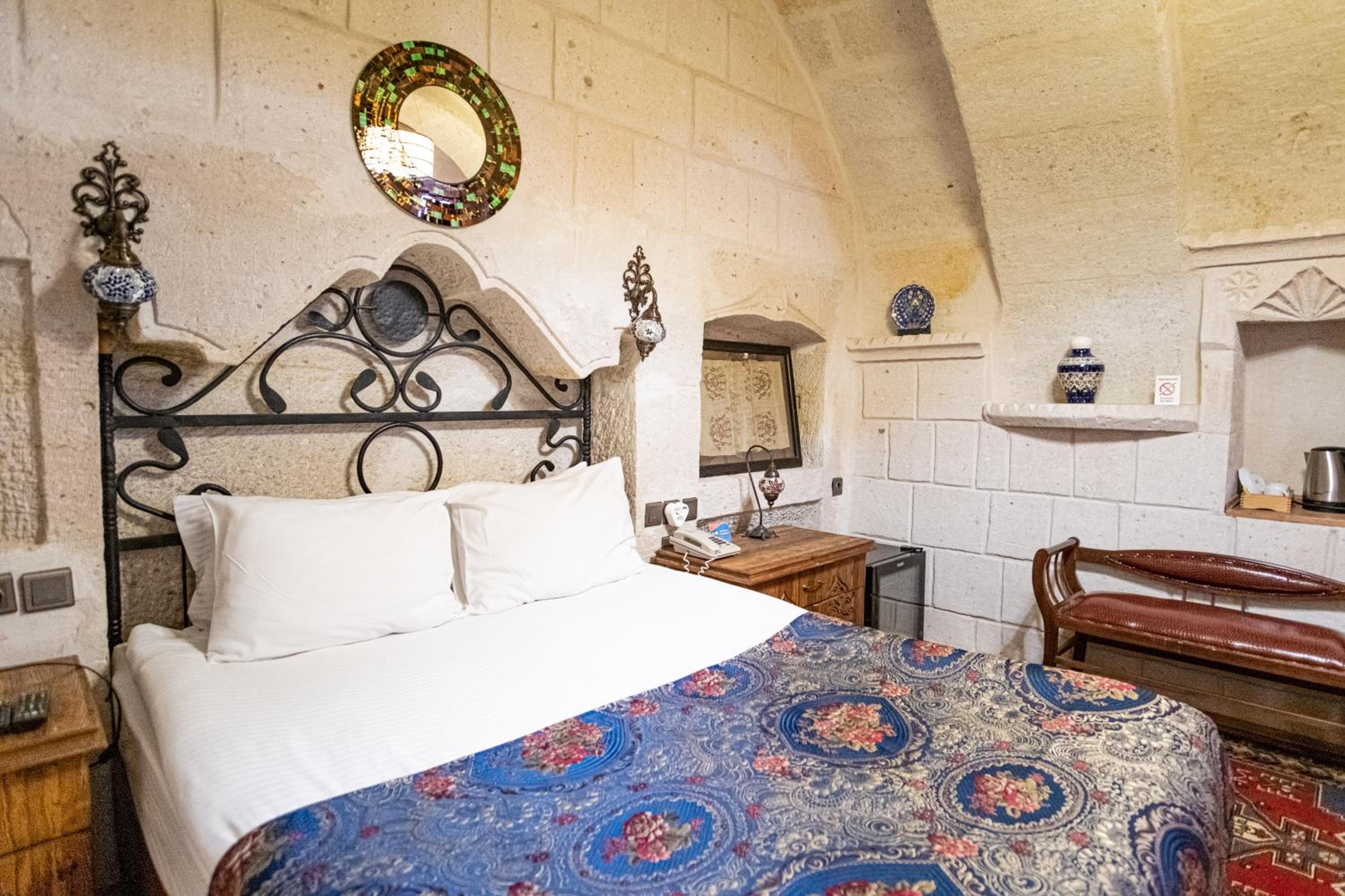 Deluxe Double Room - Photo 6