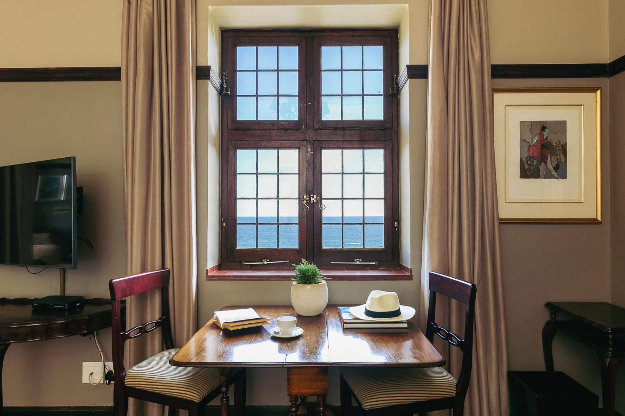 Manor Ocean Suite