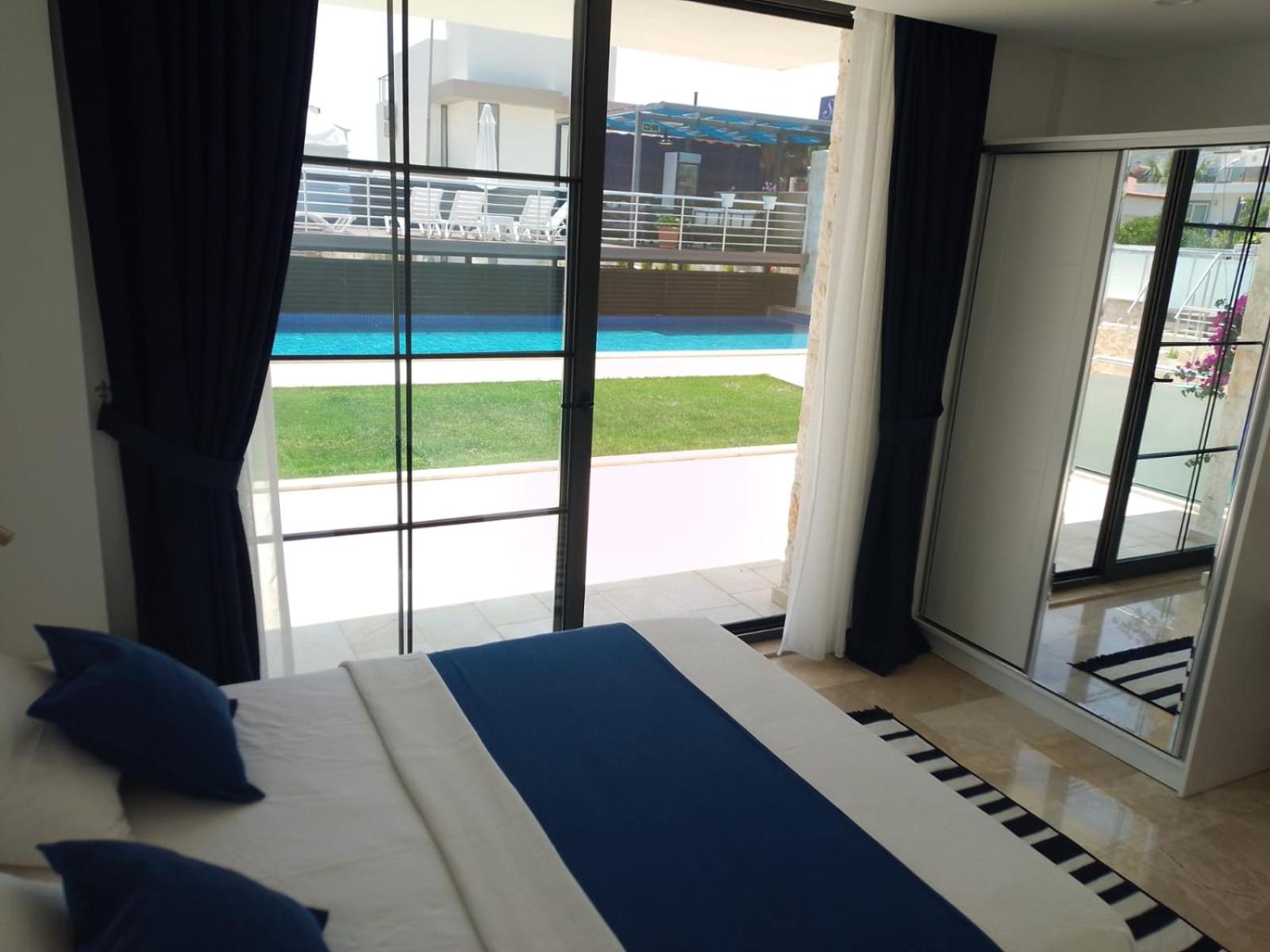 Apartment with Pool View  photo 1