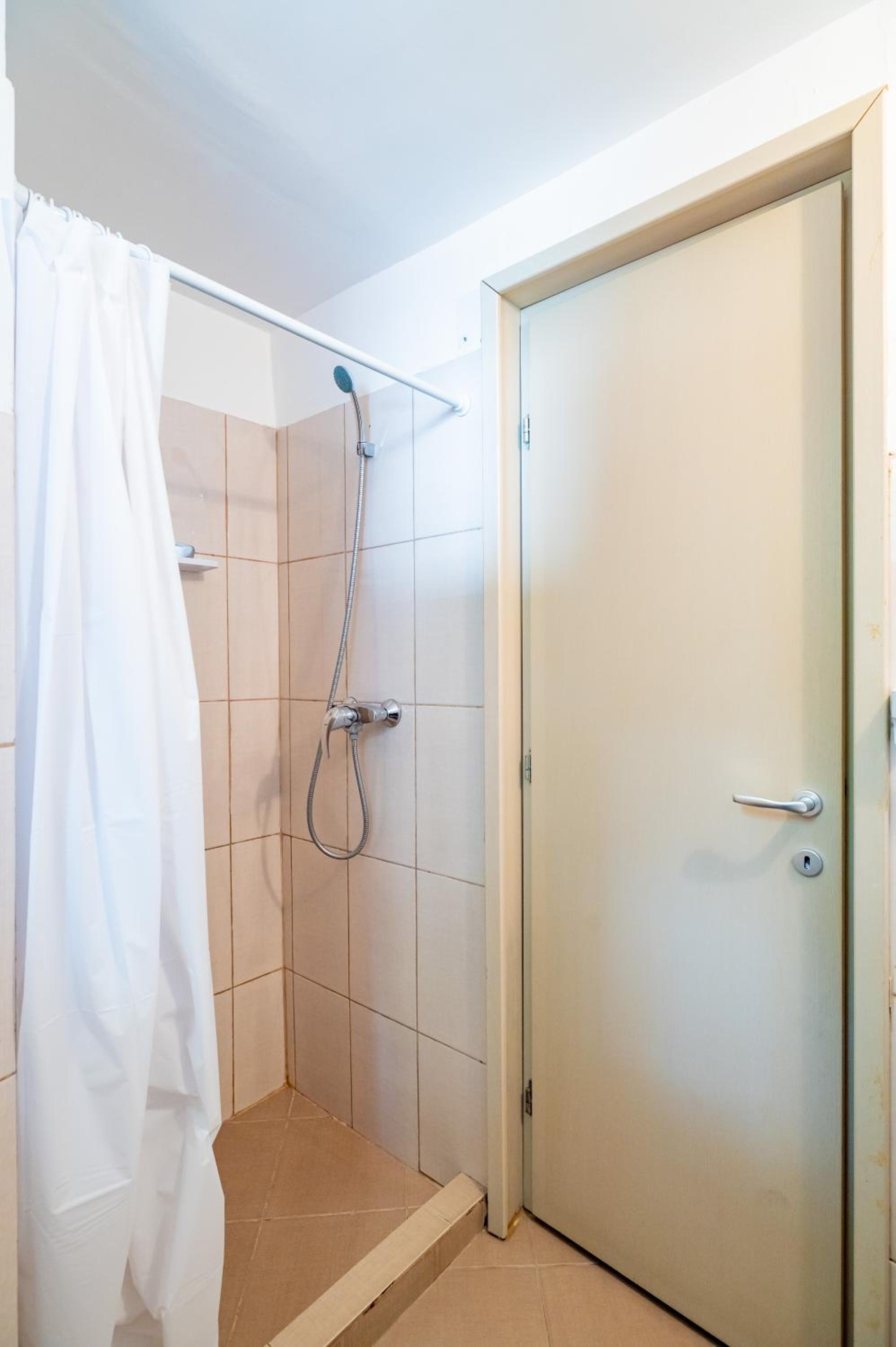 Economy Double Room with Terrace photo 3