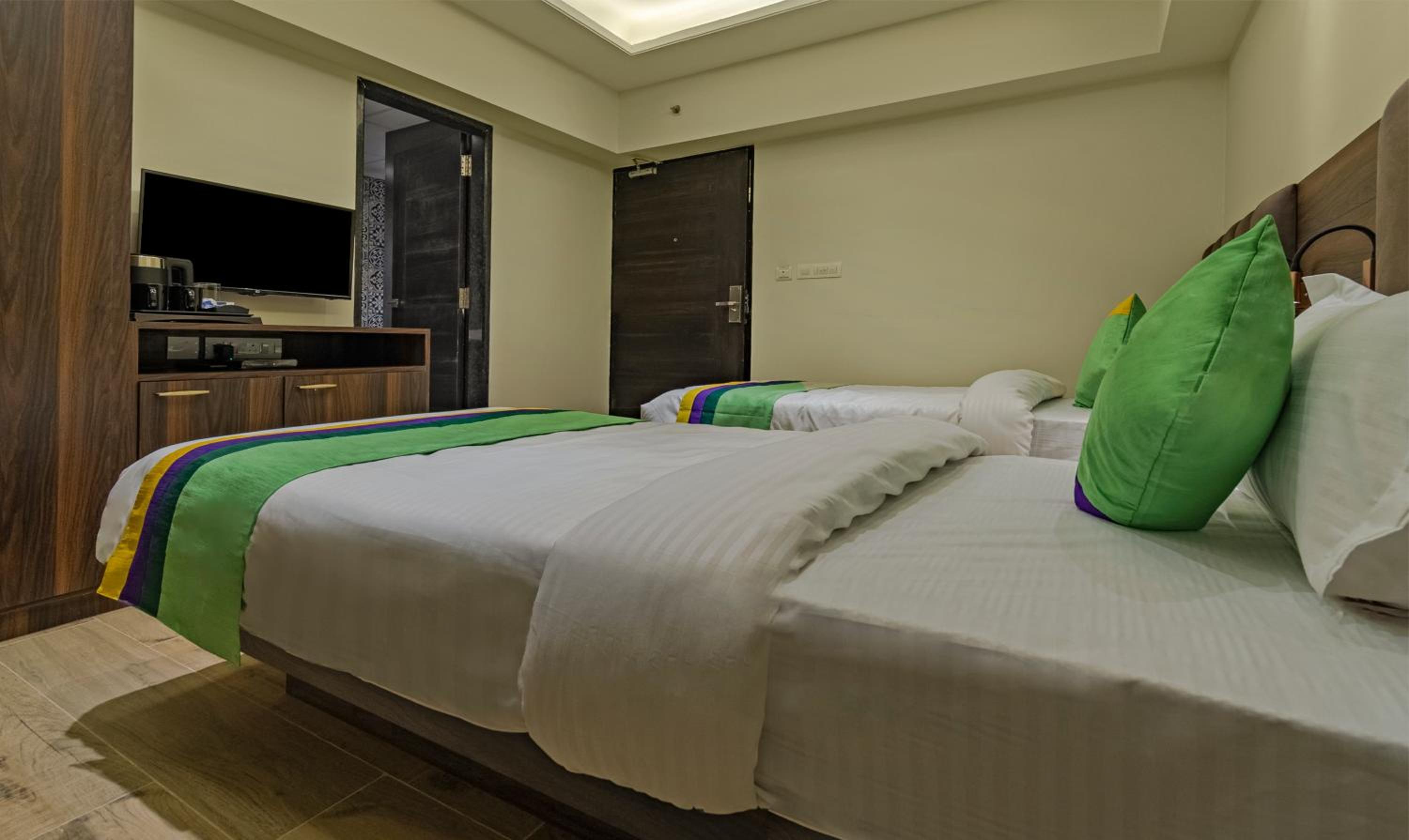 Standard Room - Photo 12