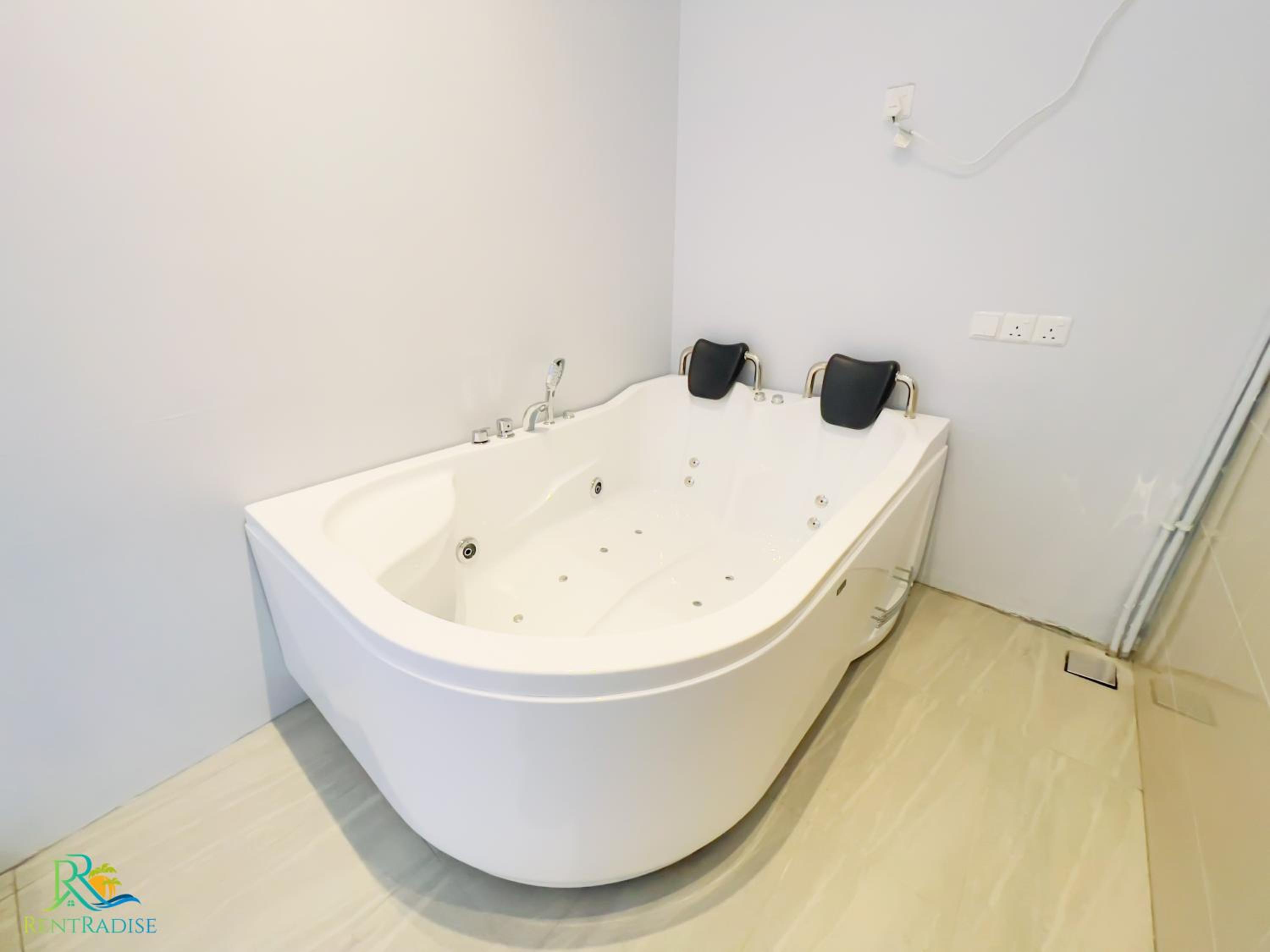 Studio with Spa Bath photo 2