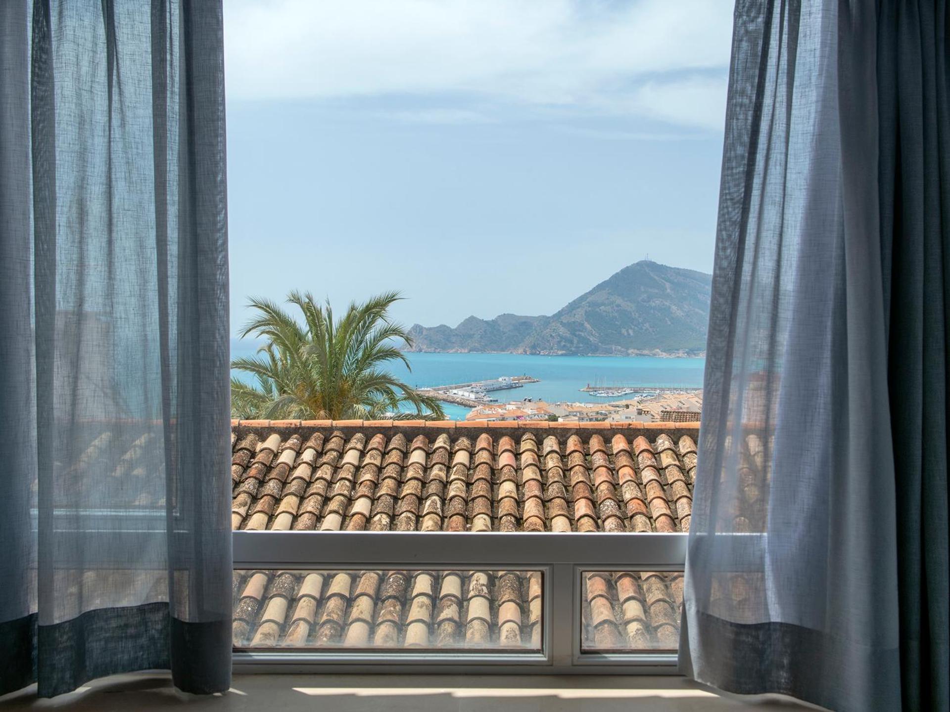 Double Room with Sea View - Photo 6