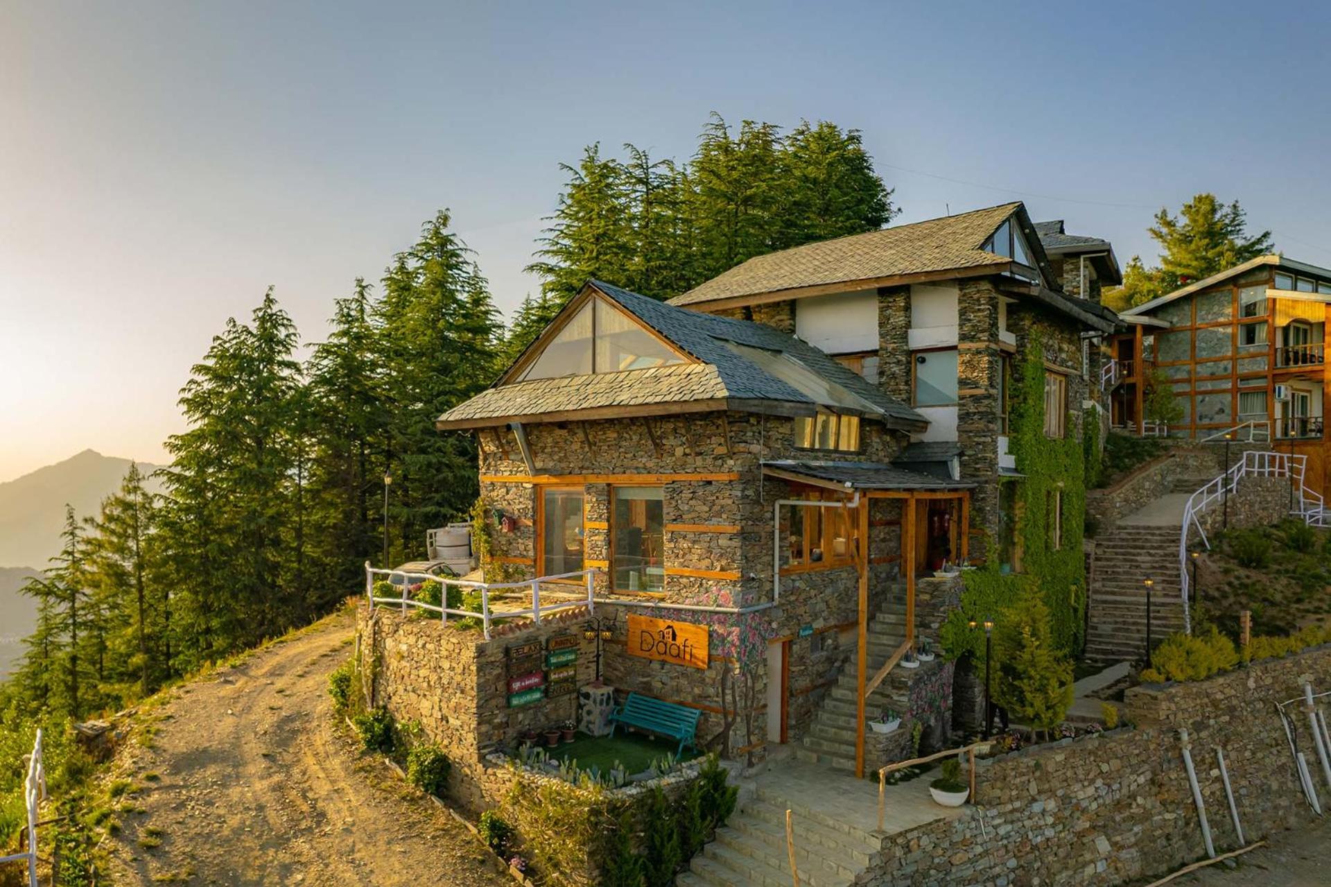Villa photo 2