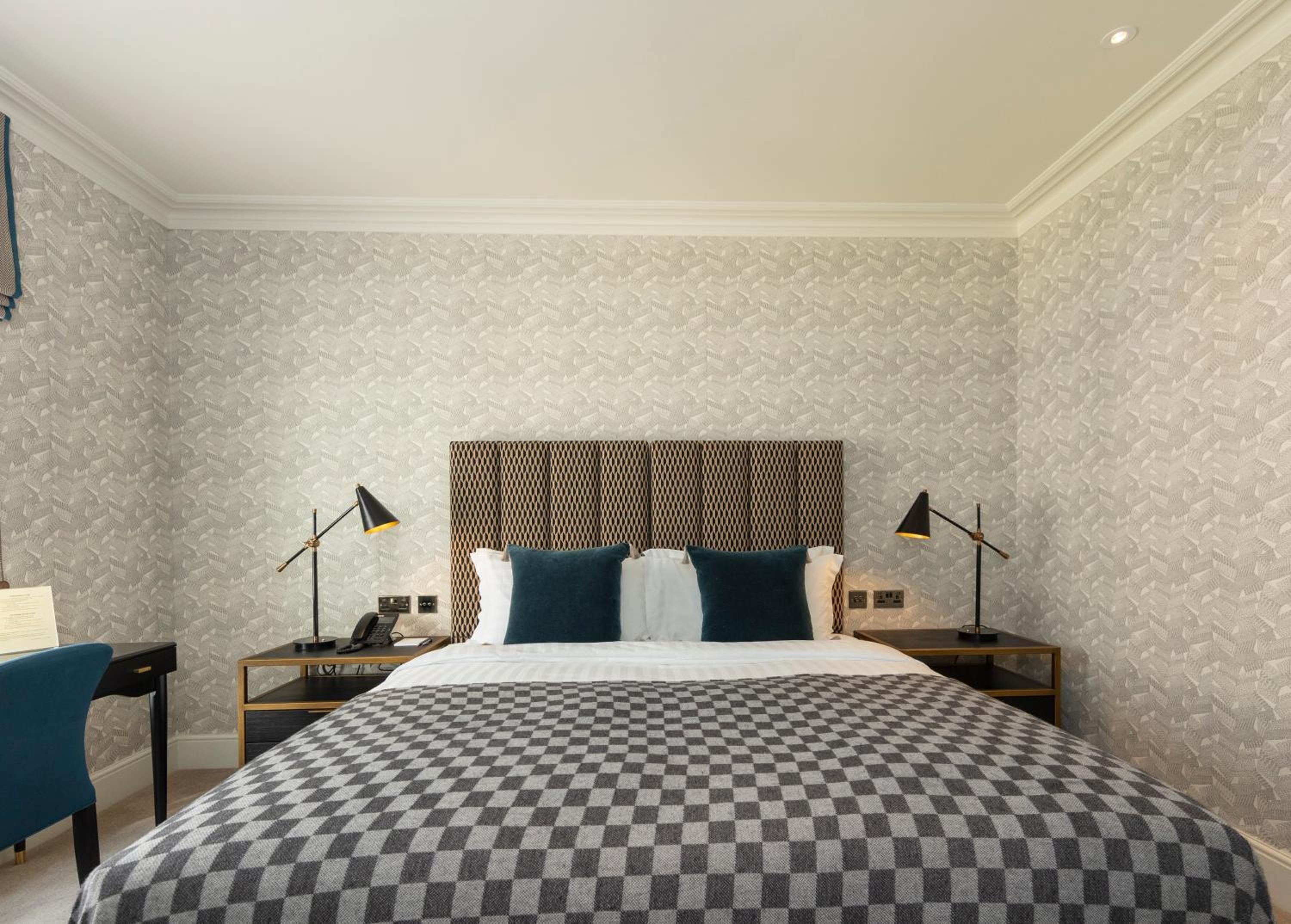 Deluxe Double Room with Bath