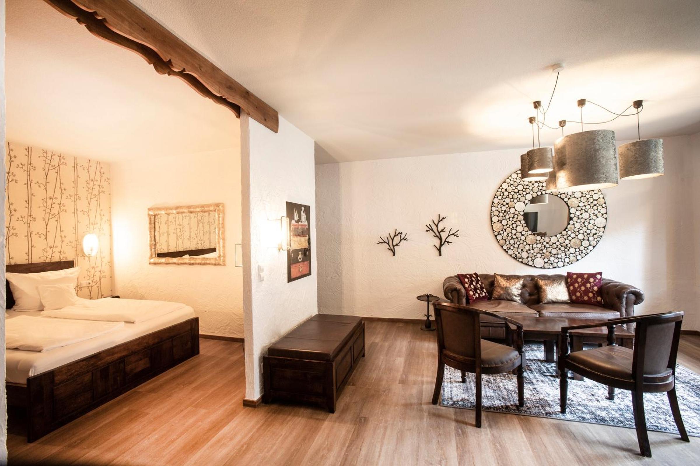 Suite - Photo 2