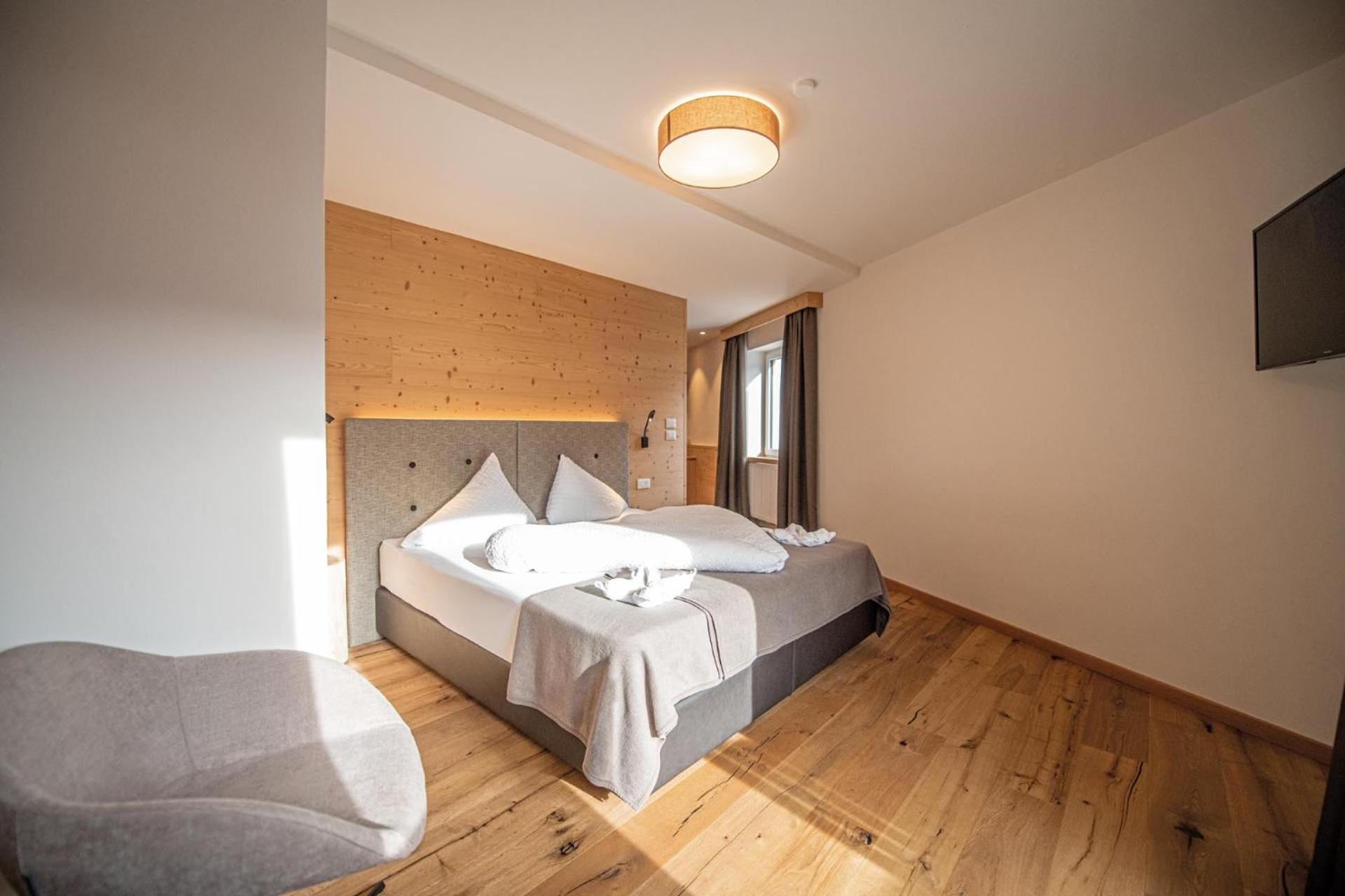 Superior Double Room with Balcony and View photo 3