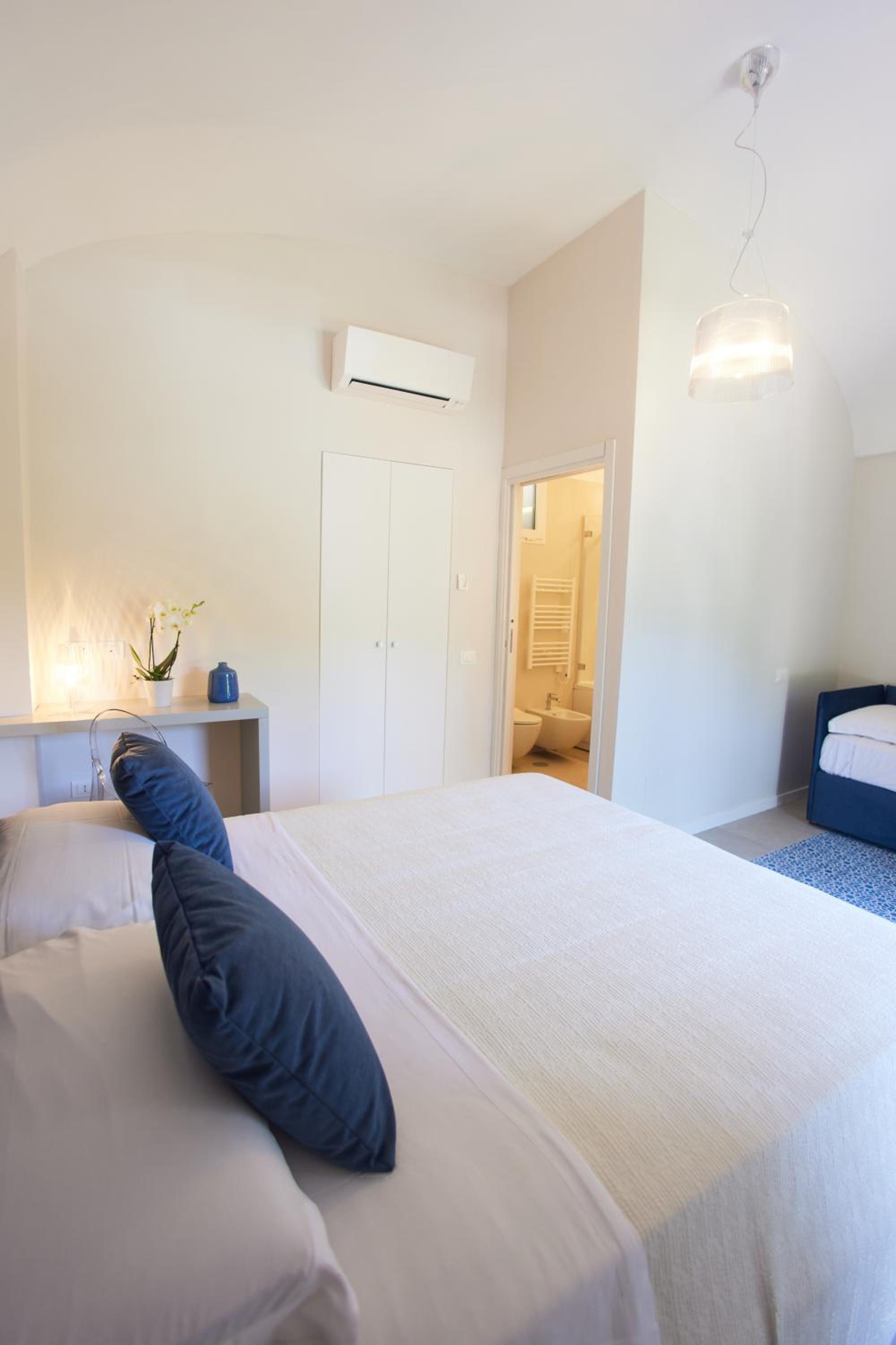 King Suite with Spa Bath