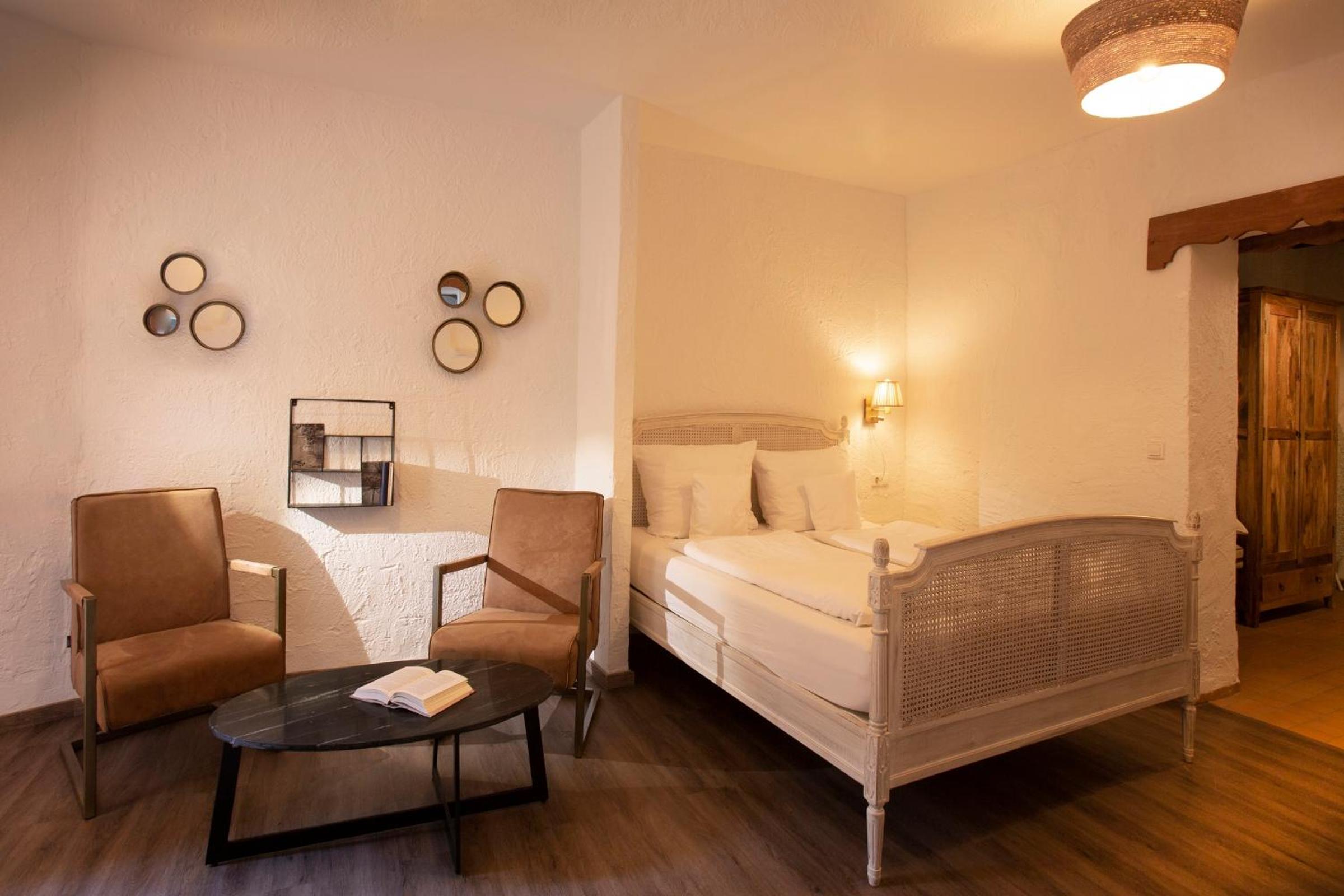 Standard Double Room - Photo 1