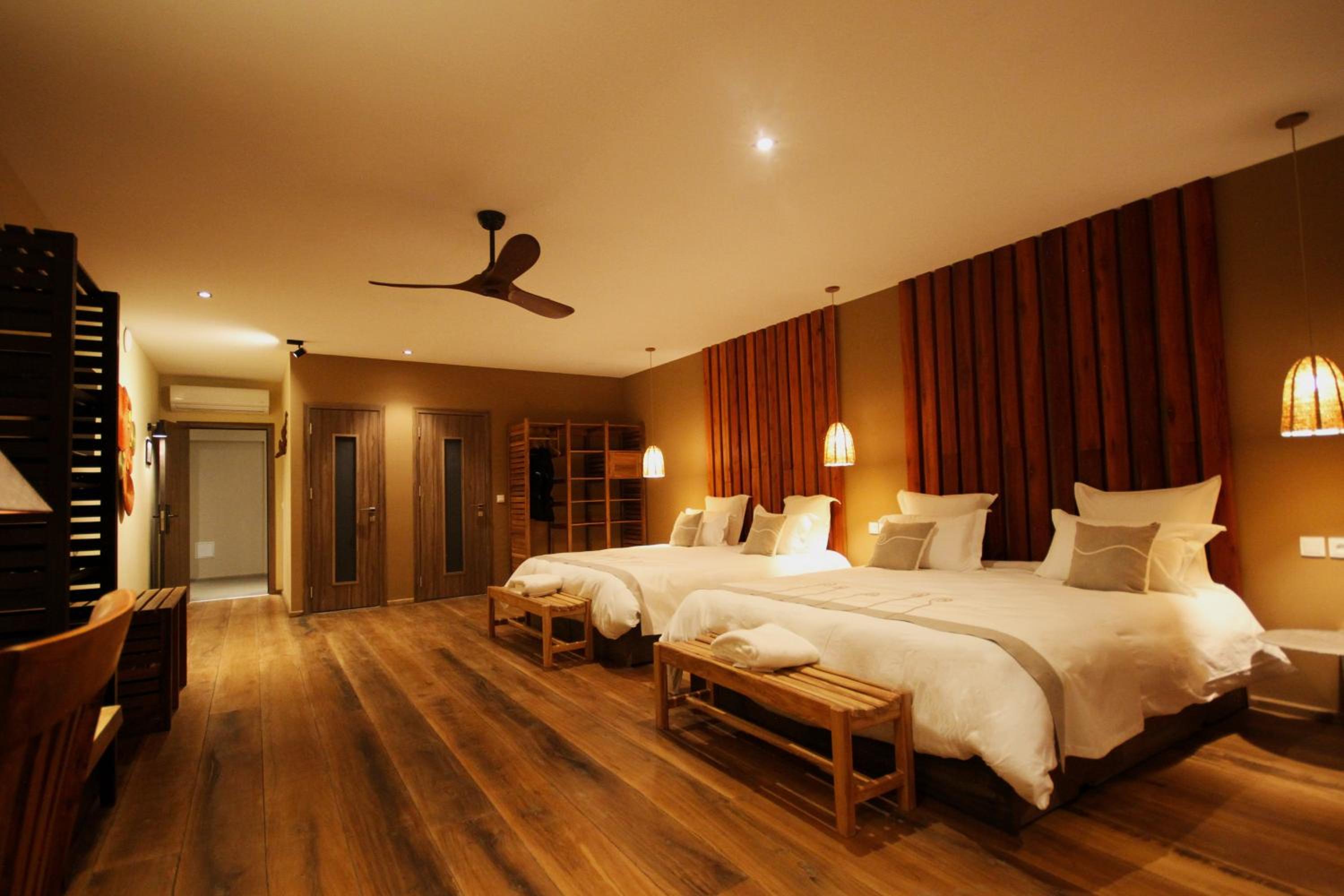 Standard Family Room