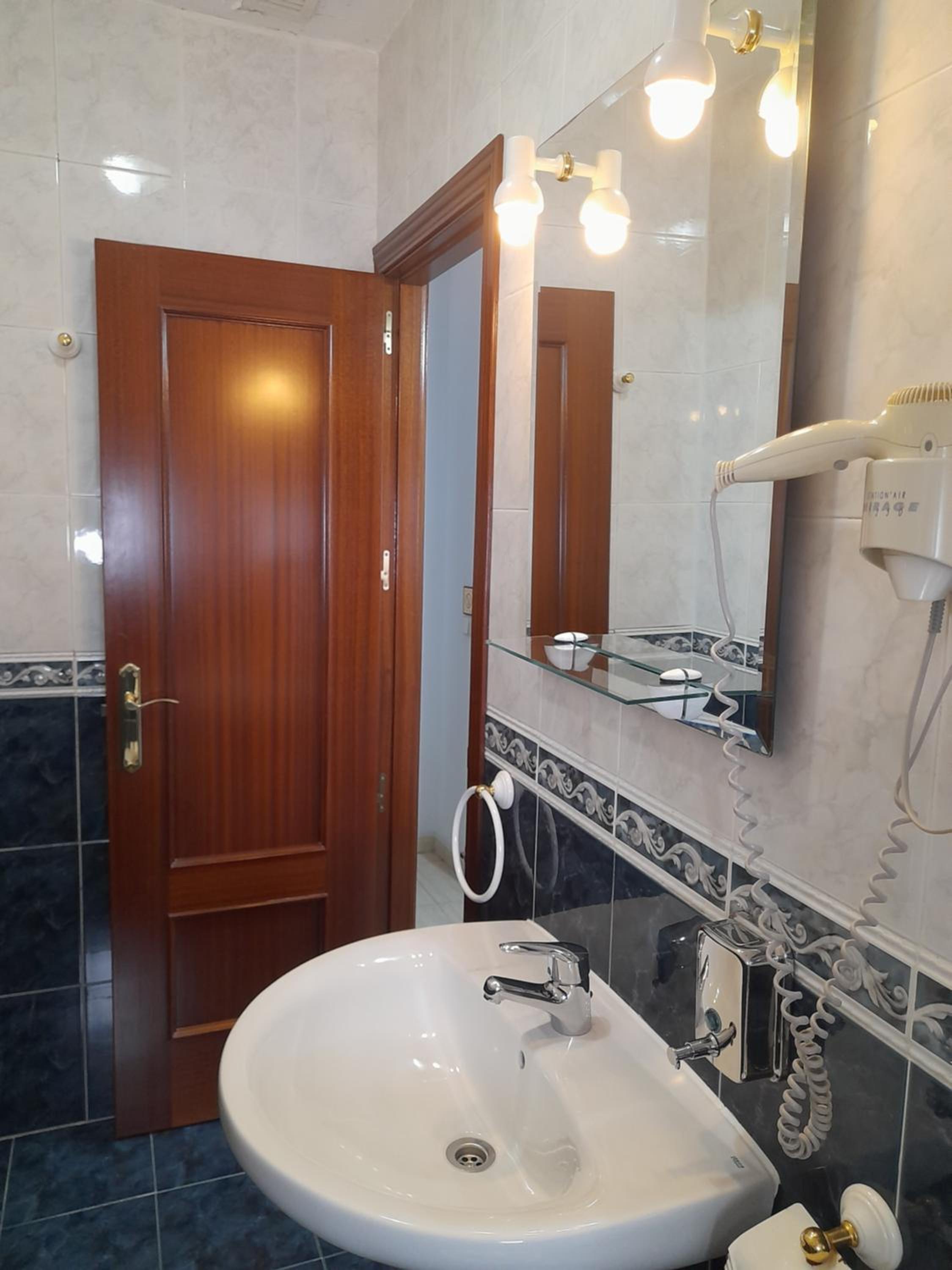 Triple Room - Photo 4