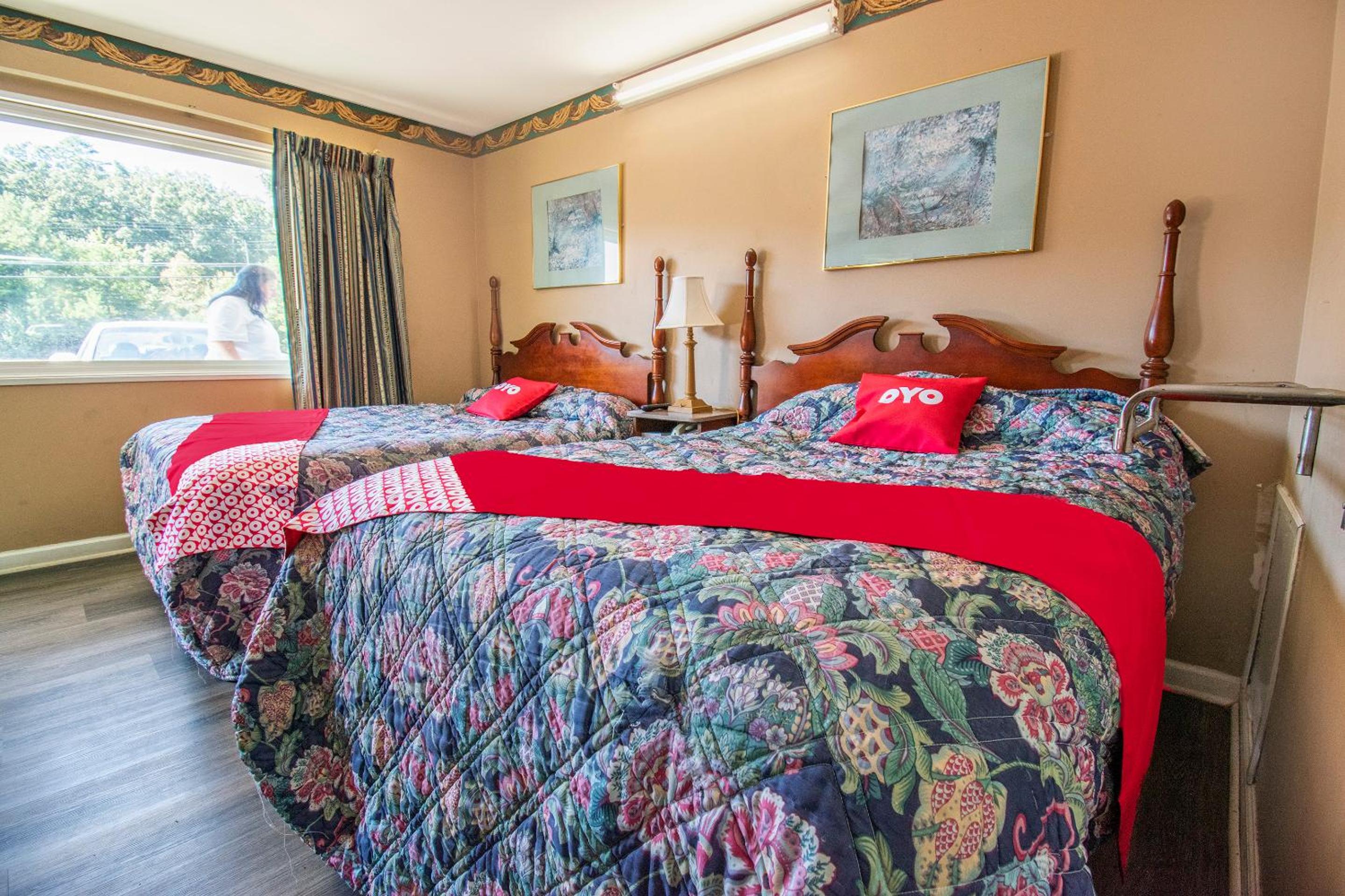 Double Room with Two Double Beds - Photo 1