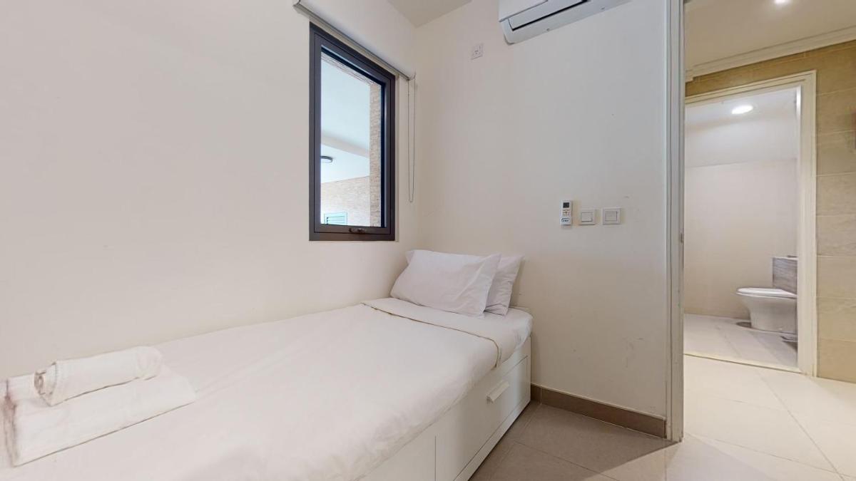 Three-Bedroom House photo 2