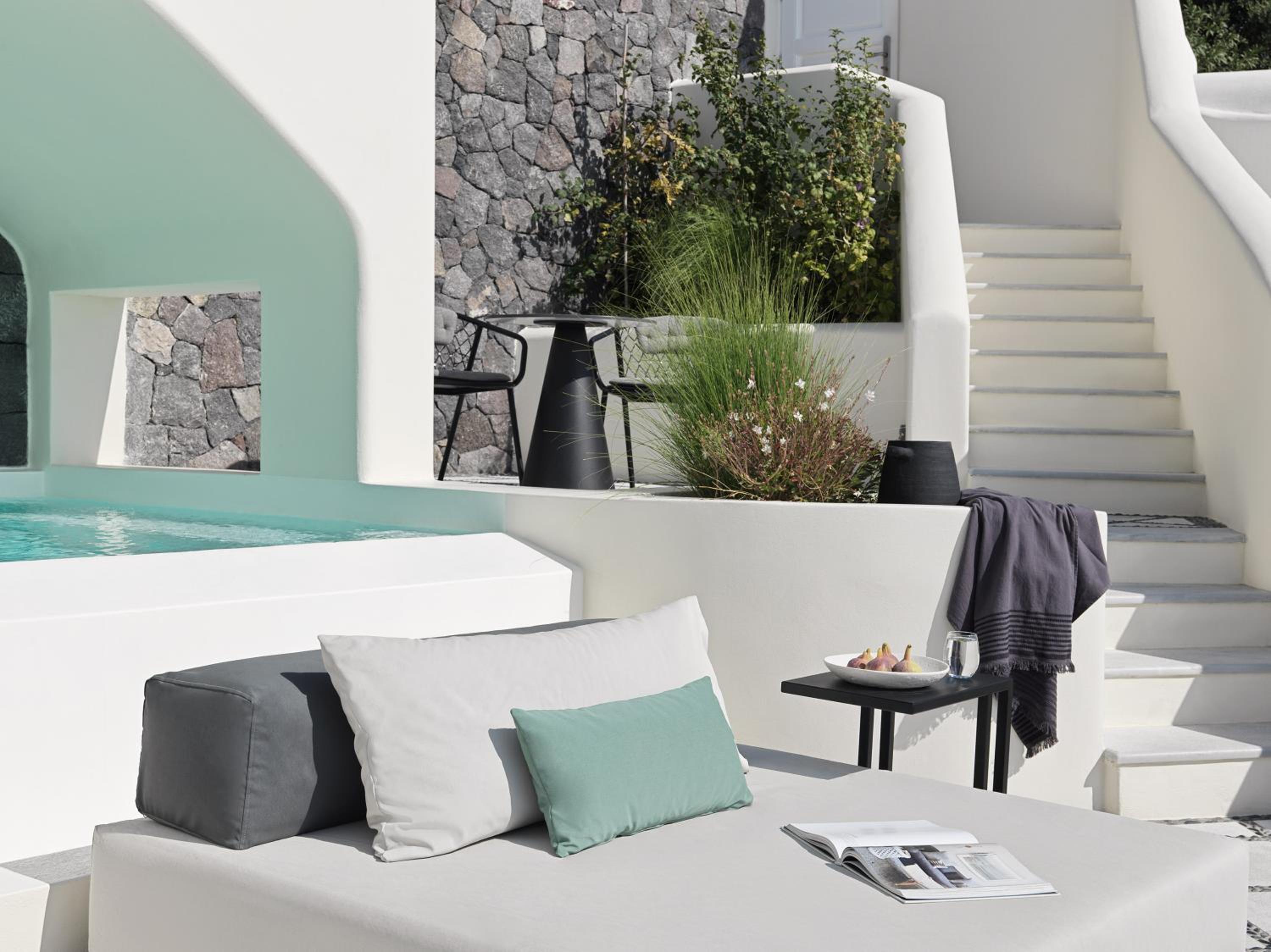 Pool Suite - Photo 5
