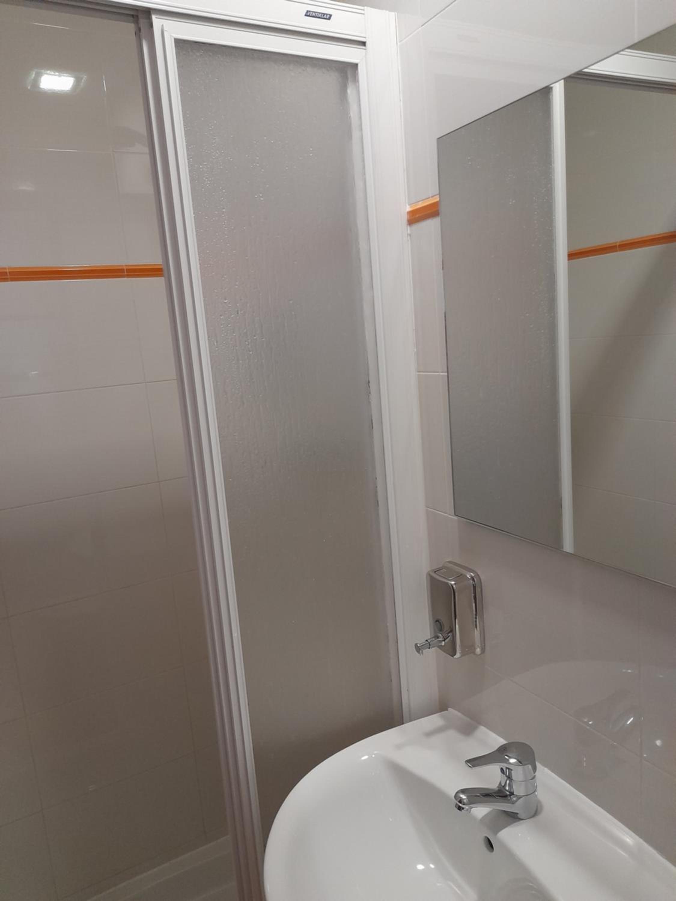 Double Room - Photo 22