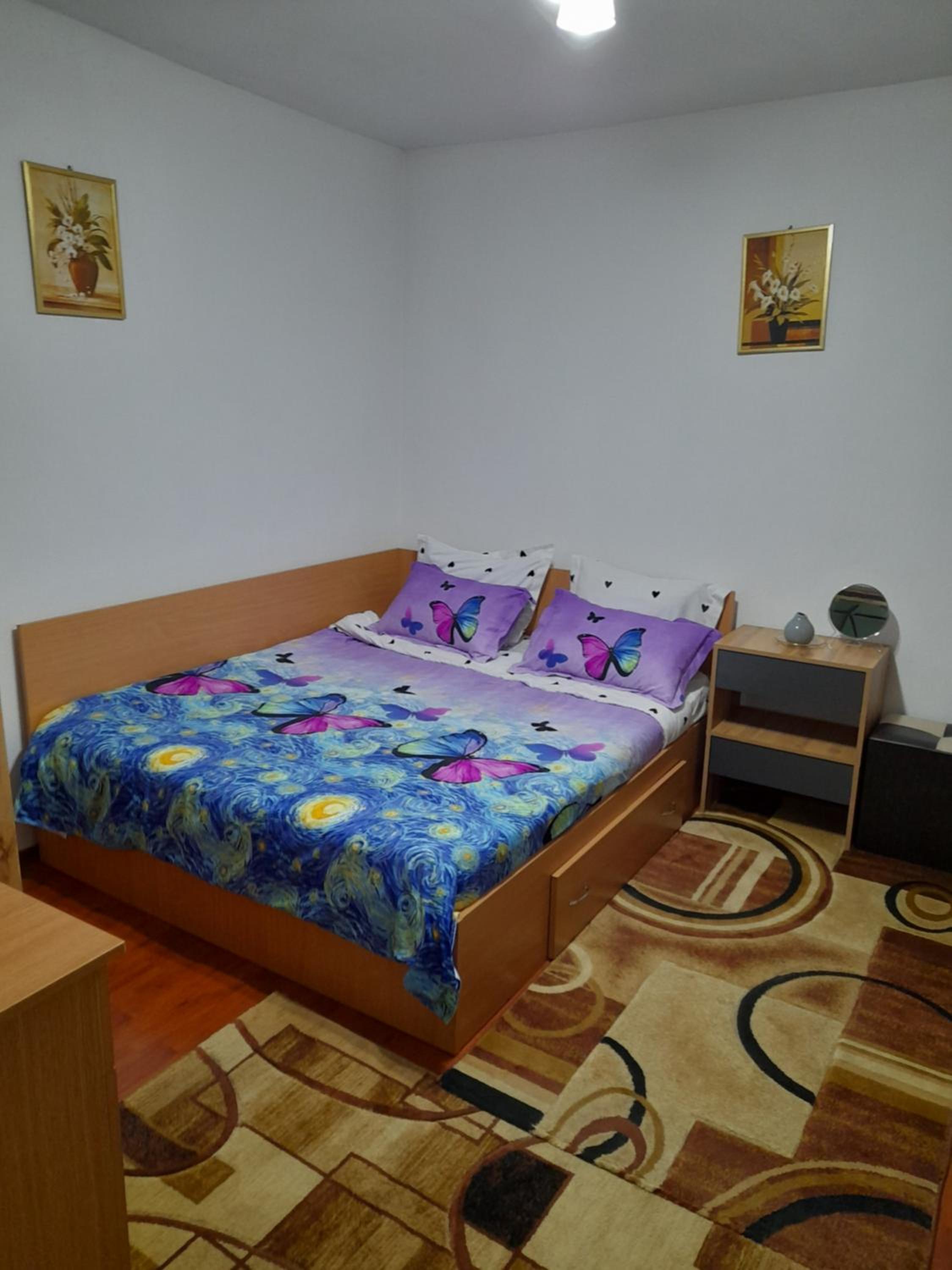 Two-Bedroom House - Photo 8