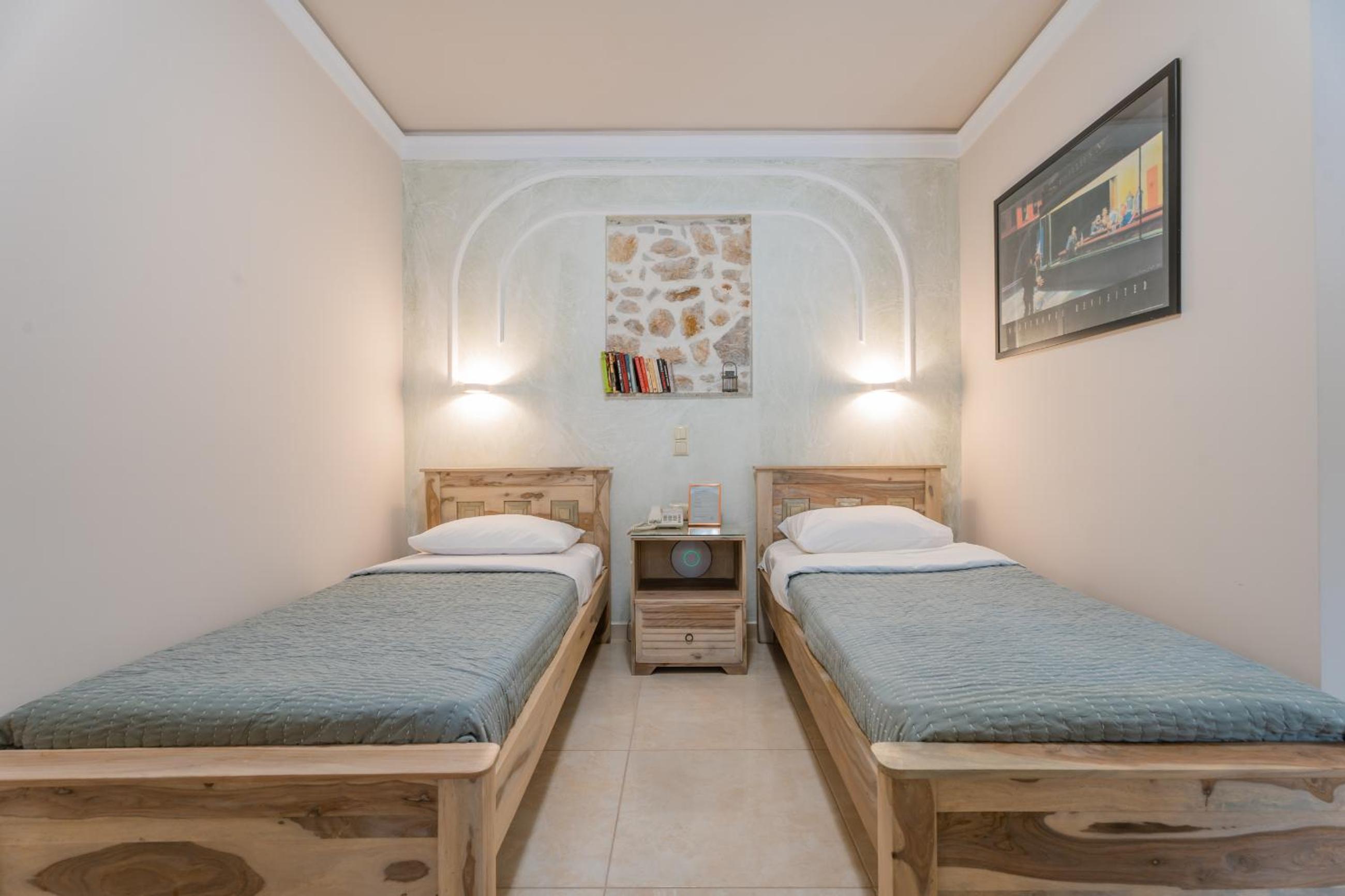 Deluxe Double or Twin Room photo 1