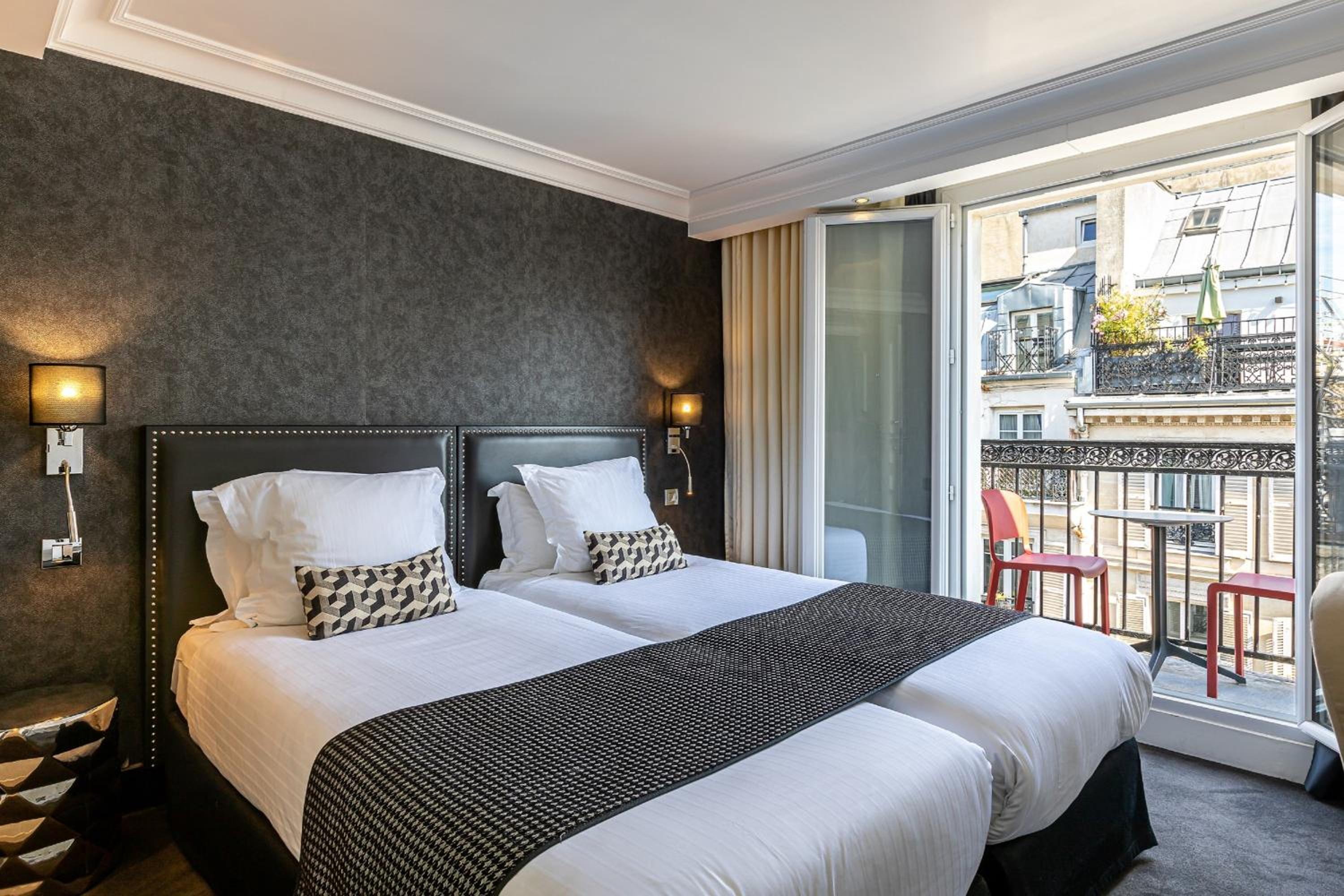 Superior Twin Room photo 1