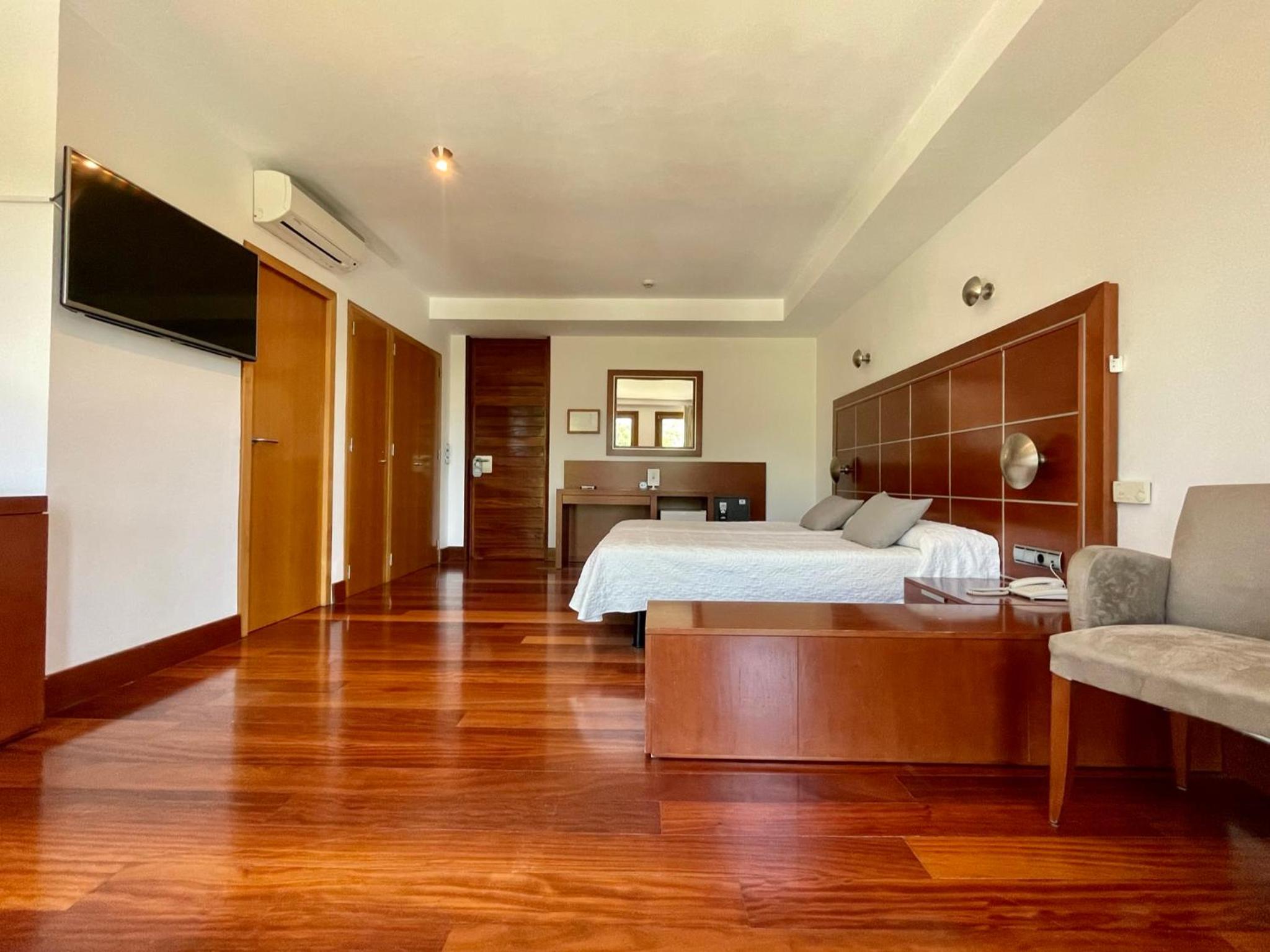 Junior Suite - Photo 10