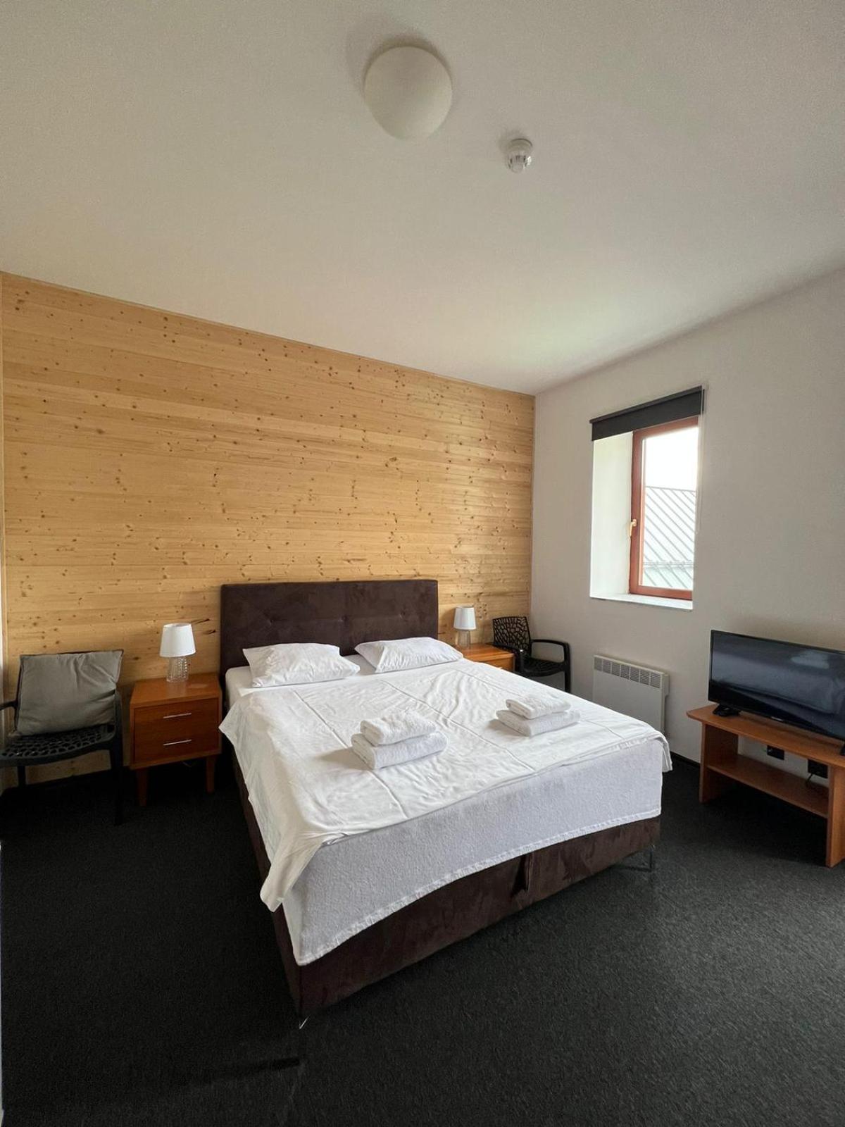 Double or Twin Room with Balcony photo 1