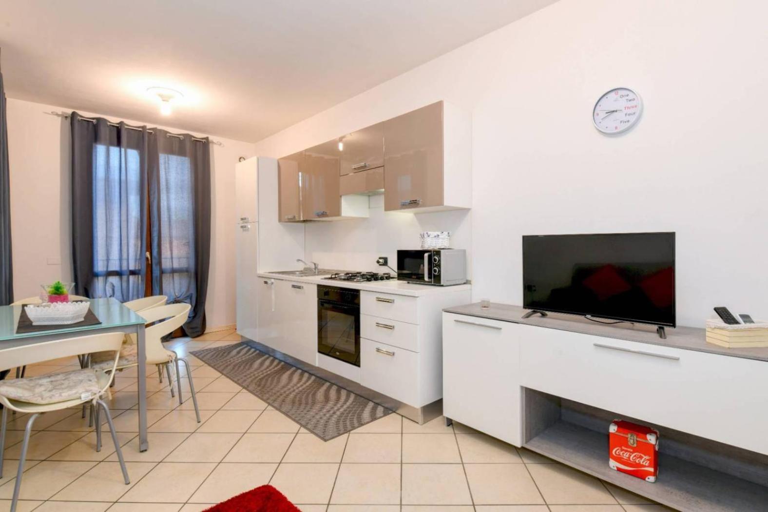 Apartment - Photo 16