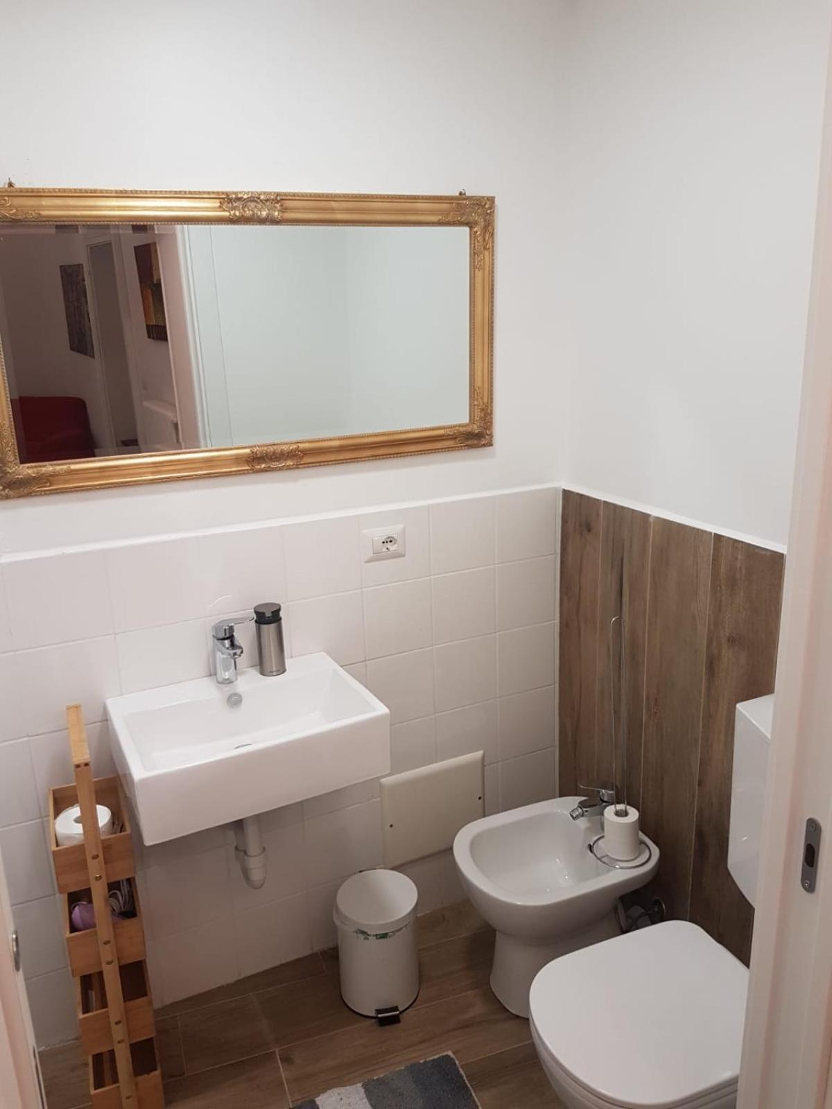 Large Double Room photo 2