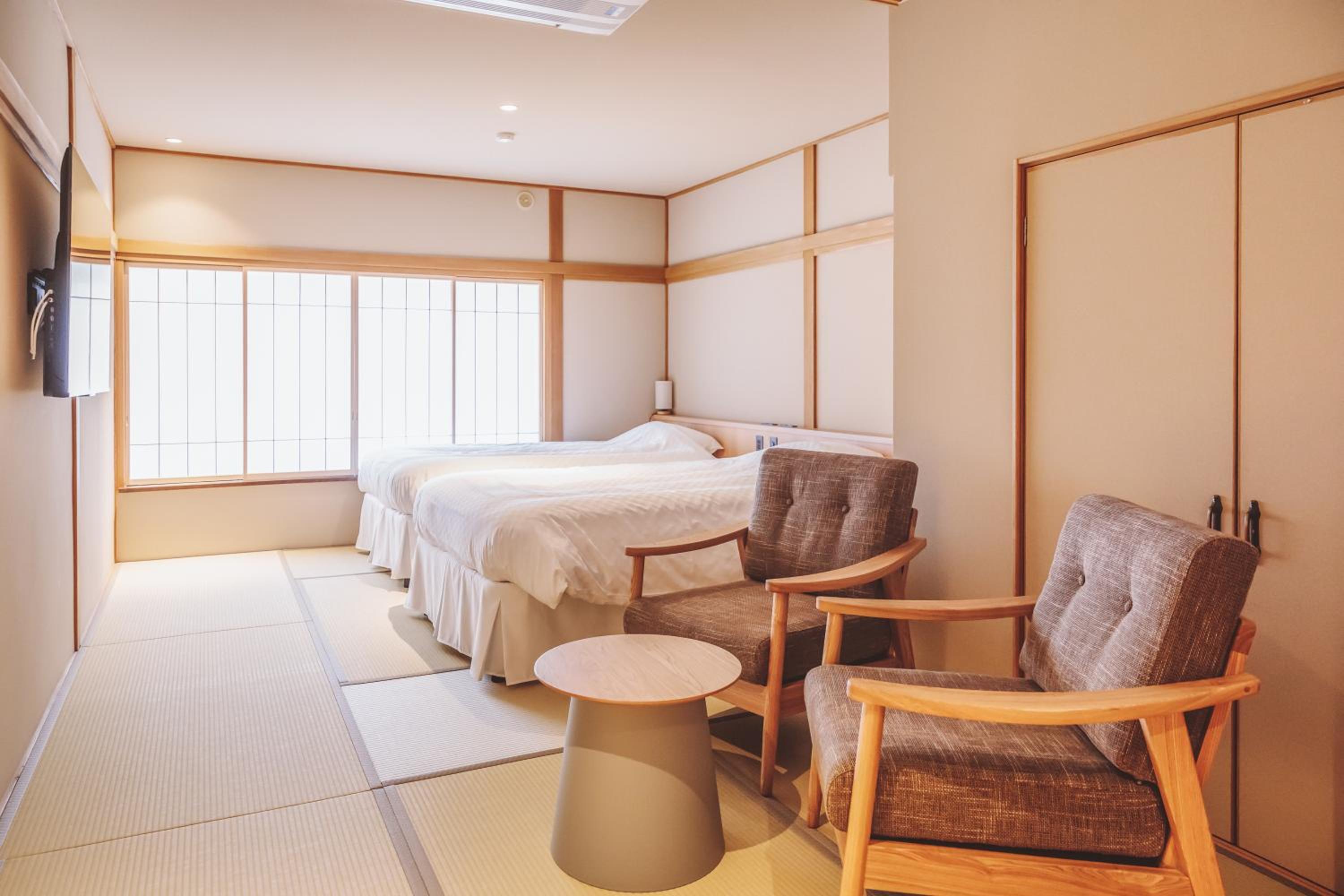 Standard Twin Room - Photo 1
