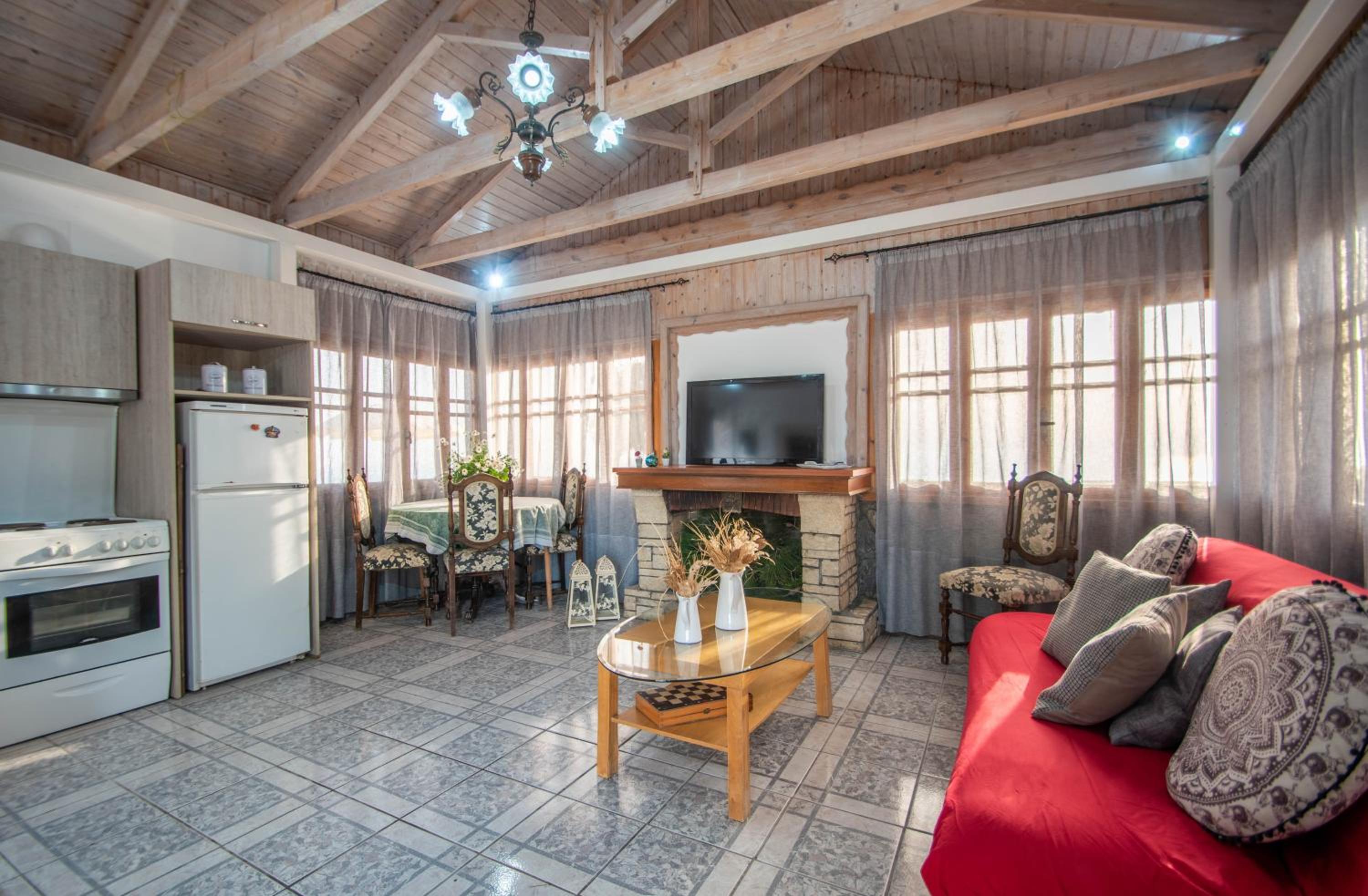 Three-Bedroom Villa photo 1