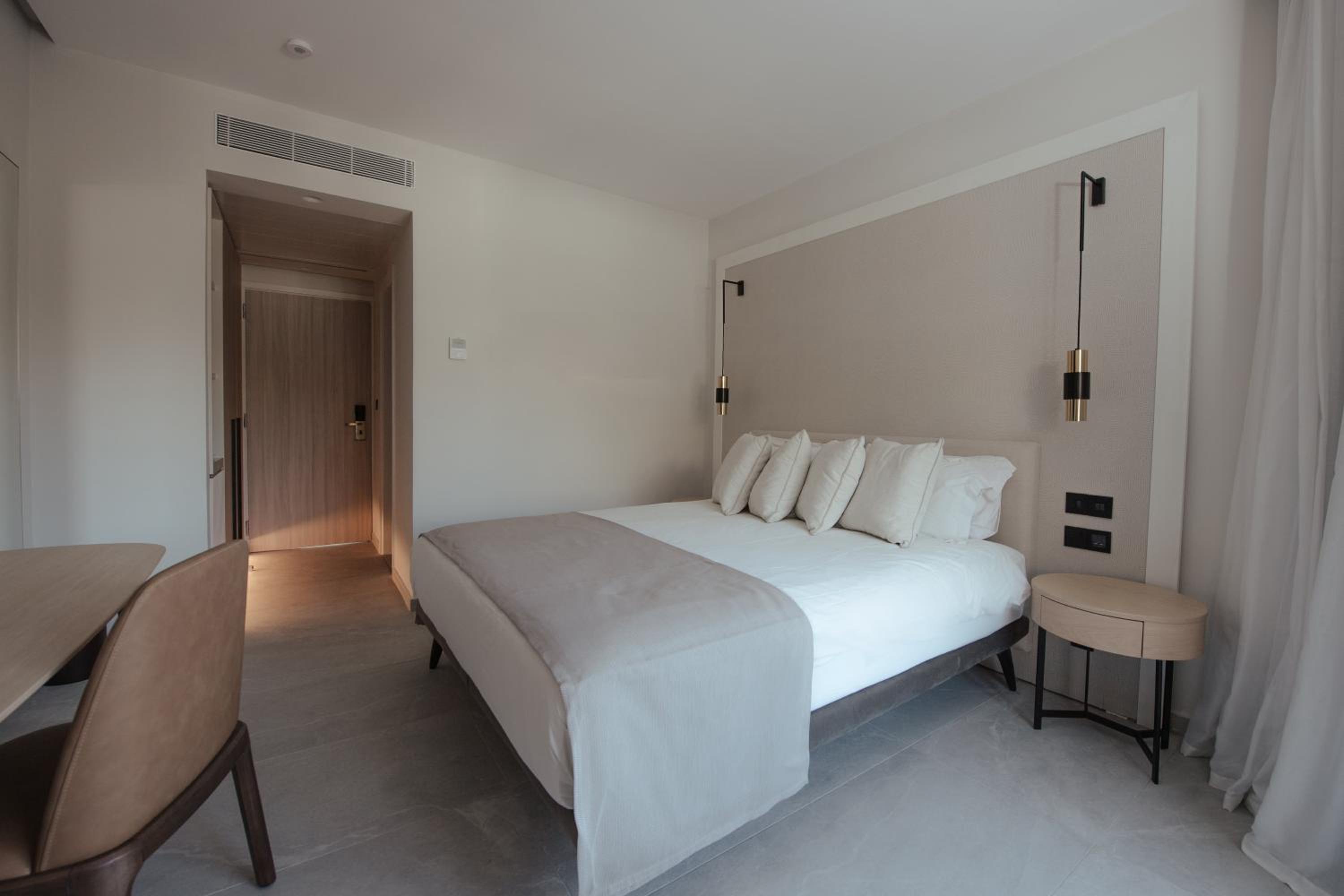 Double Room Side Sea View photo 3