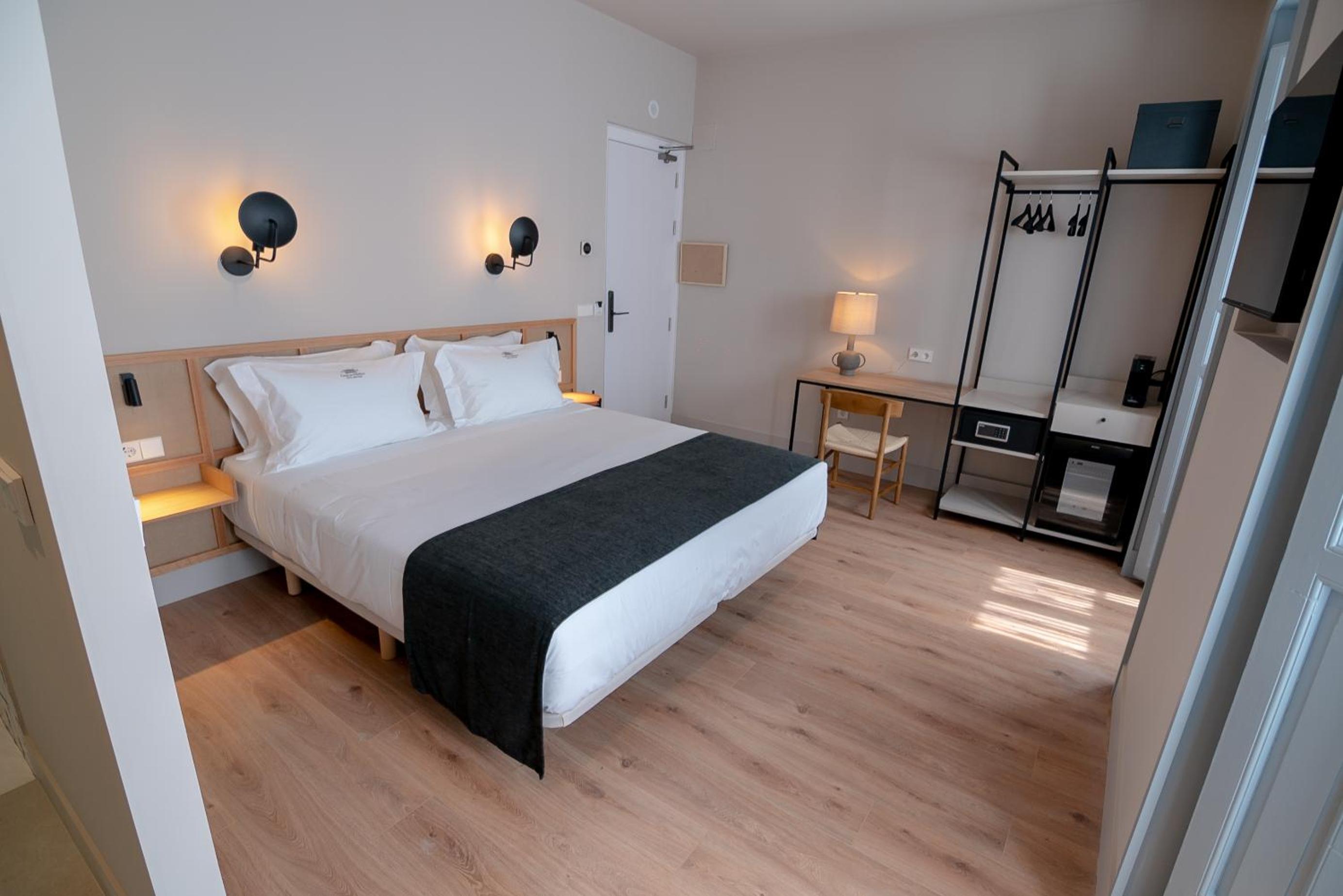 Standard Double Room photo 3