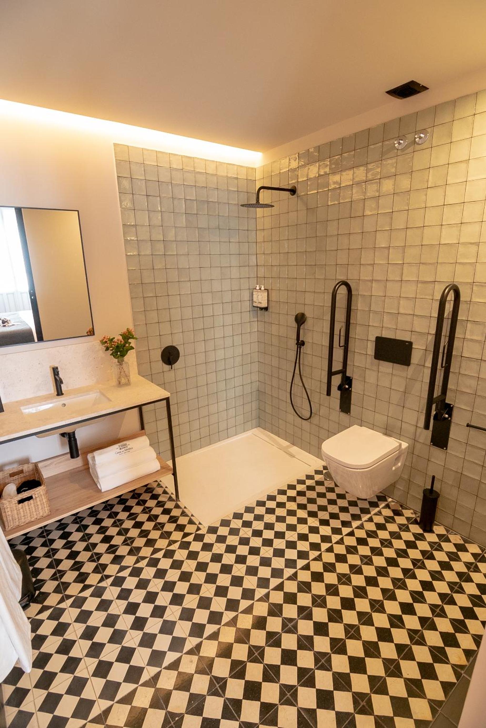 Standard Double Room - Photo 1