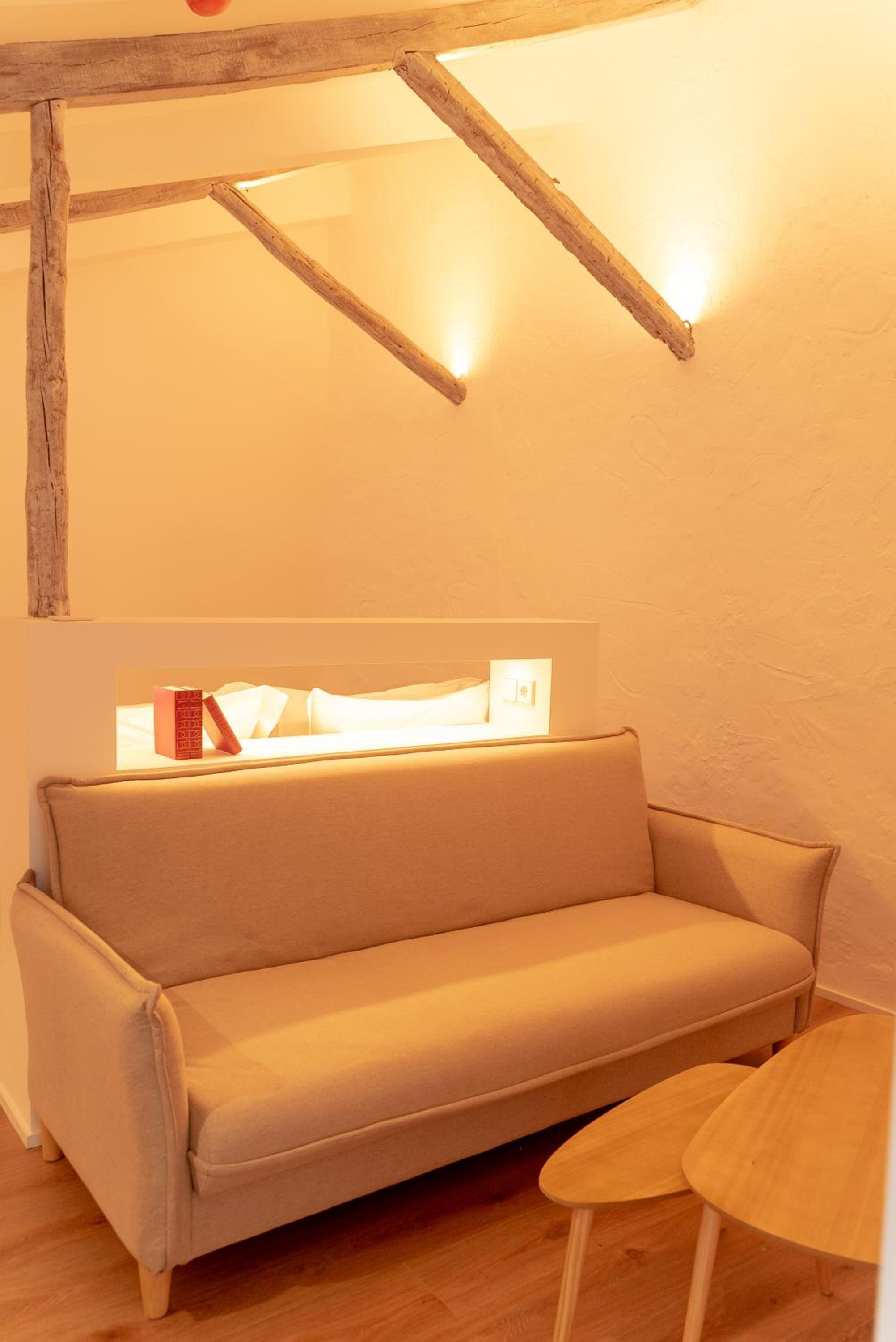 Deluxe Suite - Photo 5