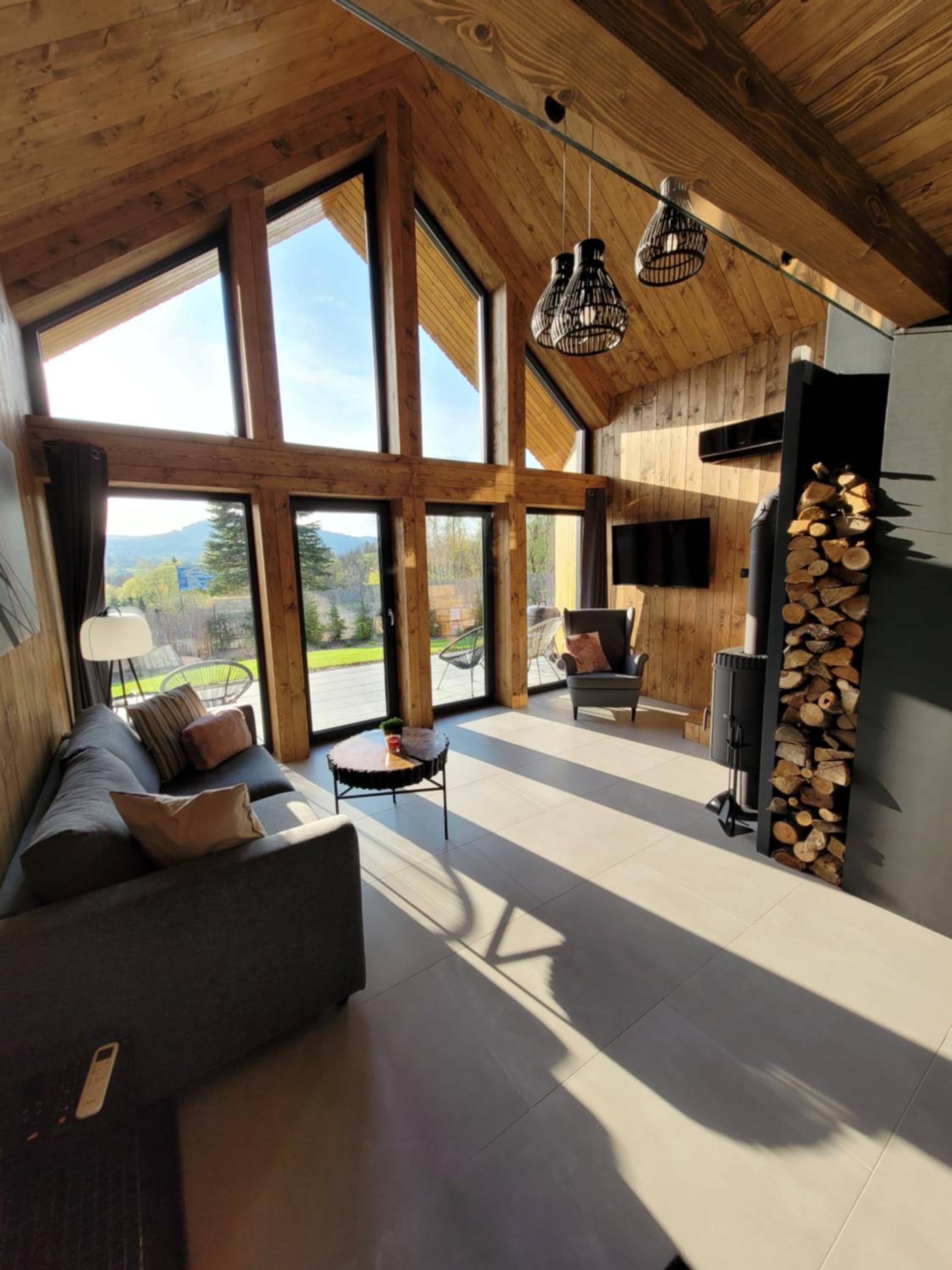 One-Bedroom House photo 3