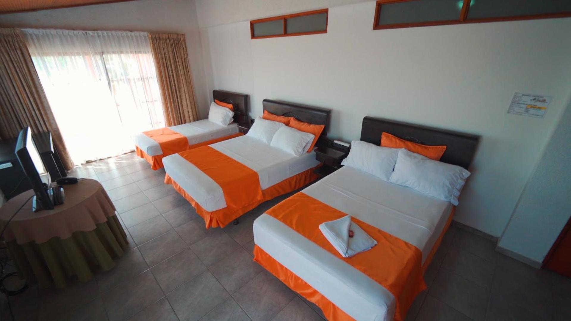 Basic Triple Room photo 1