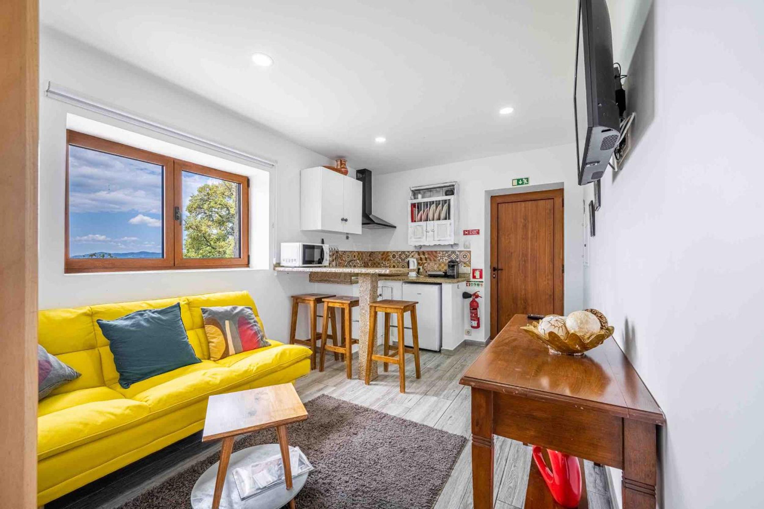 One-Bedroom House photo 1