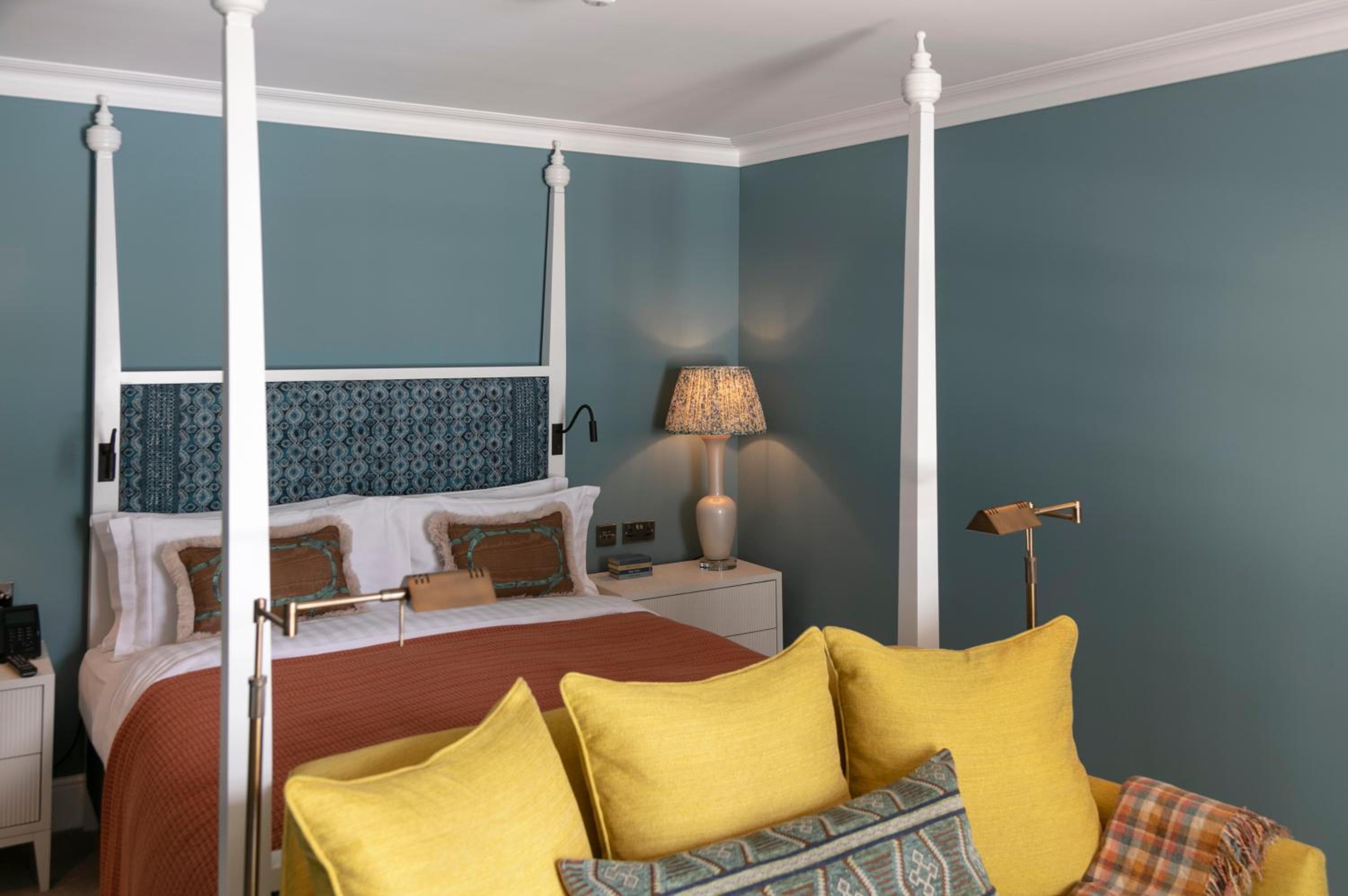 Deluxe Junior Suite photo 3