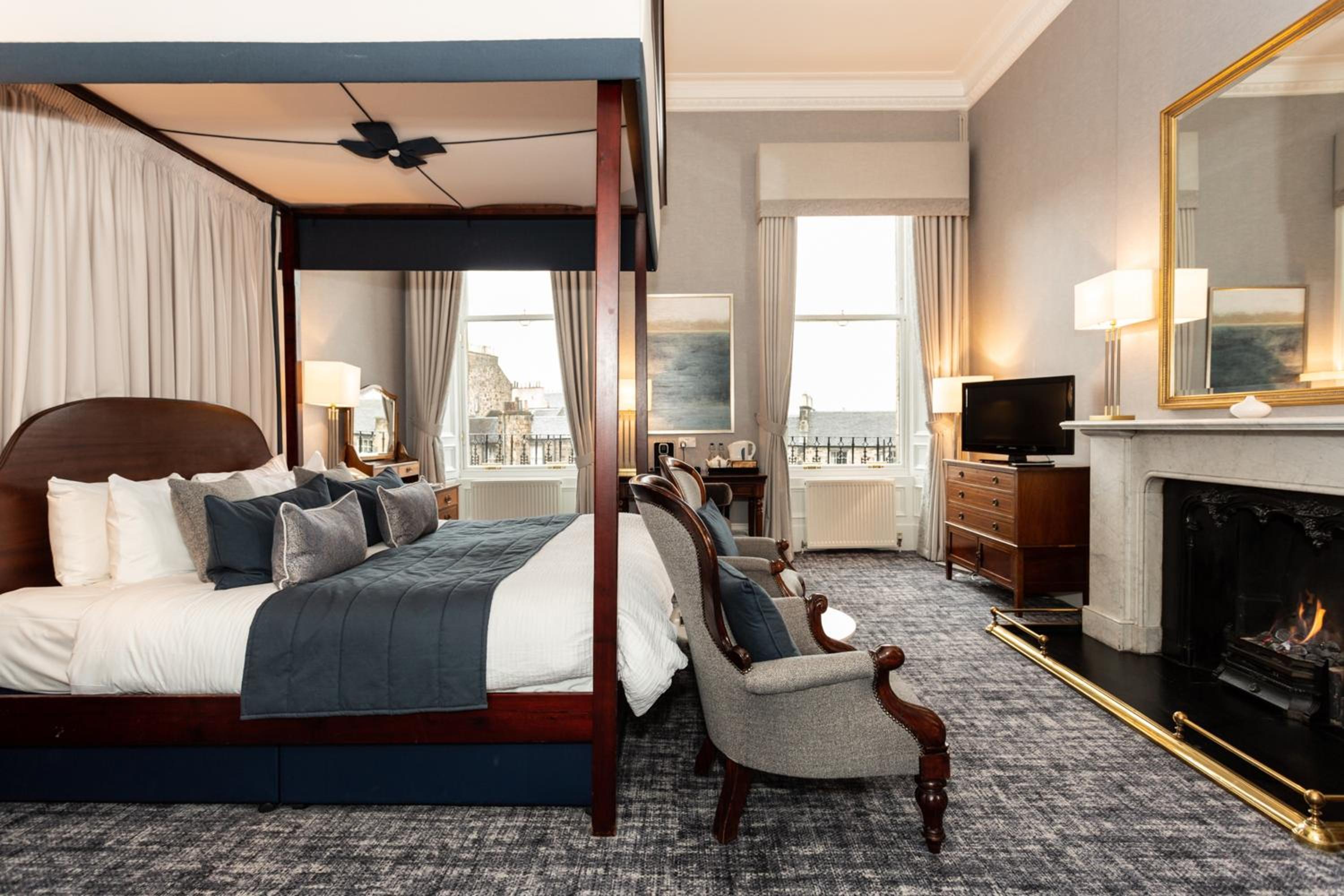 Four Poster Double